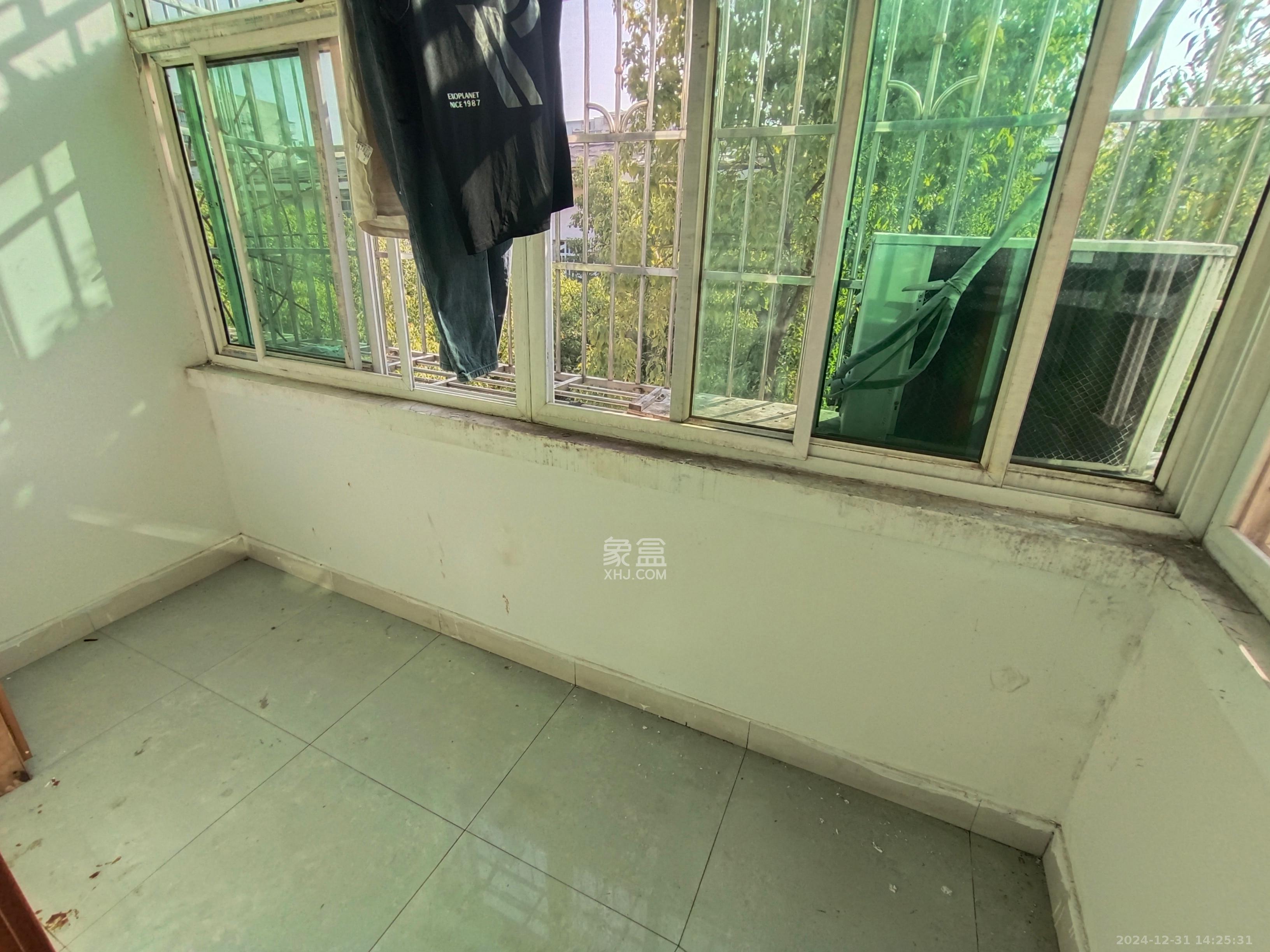 红旗区二片 2室1厅1卫 1500.0元/月 红旗区二片 2室1厅1卫 1500.0元/月室内图