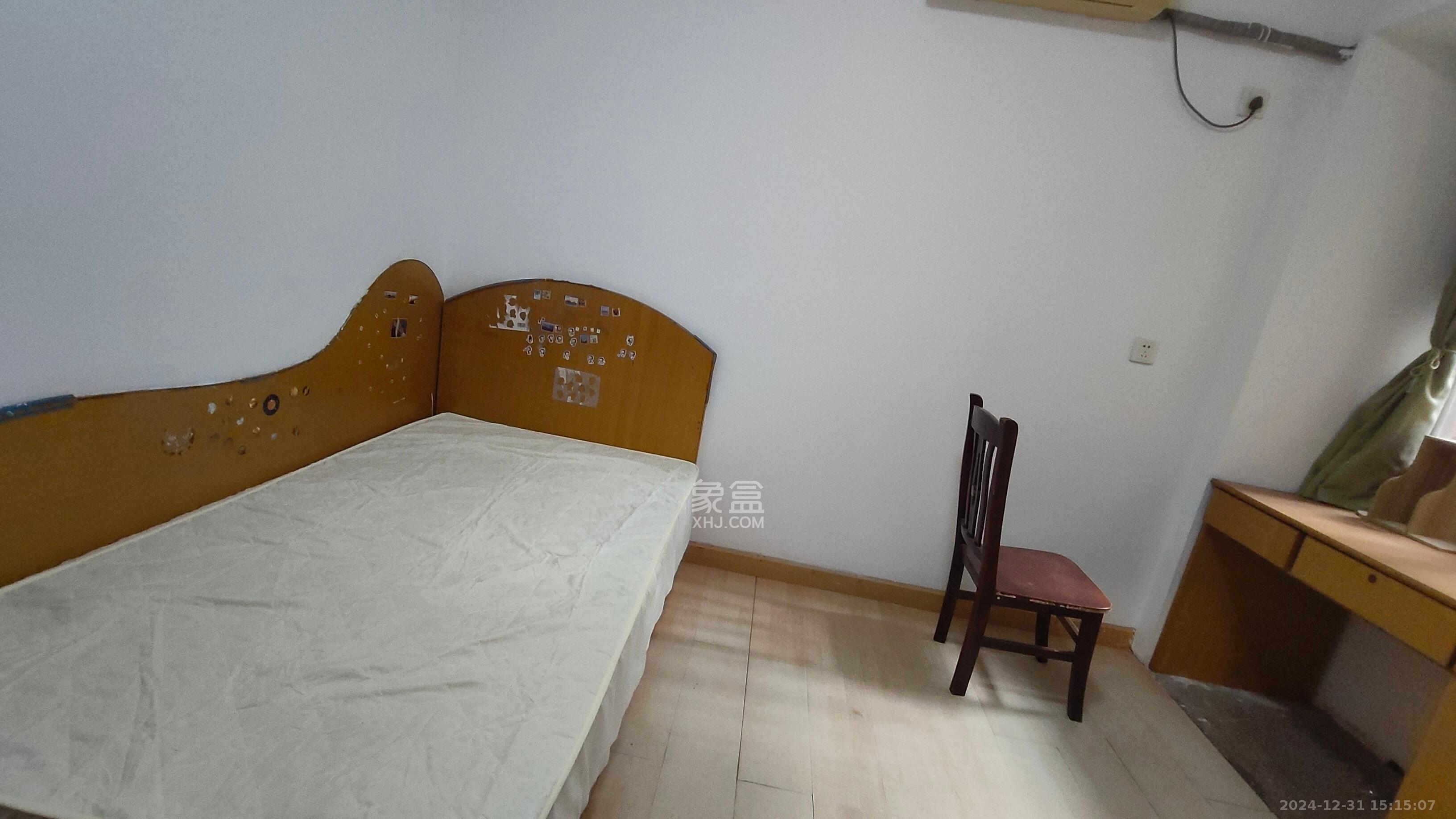 高家坪住宅新區(qū)  3室2廳1衛(wèi)   2500.00元/月室內(nèi)圖