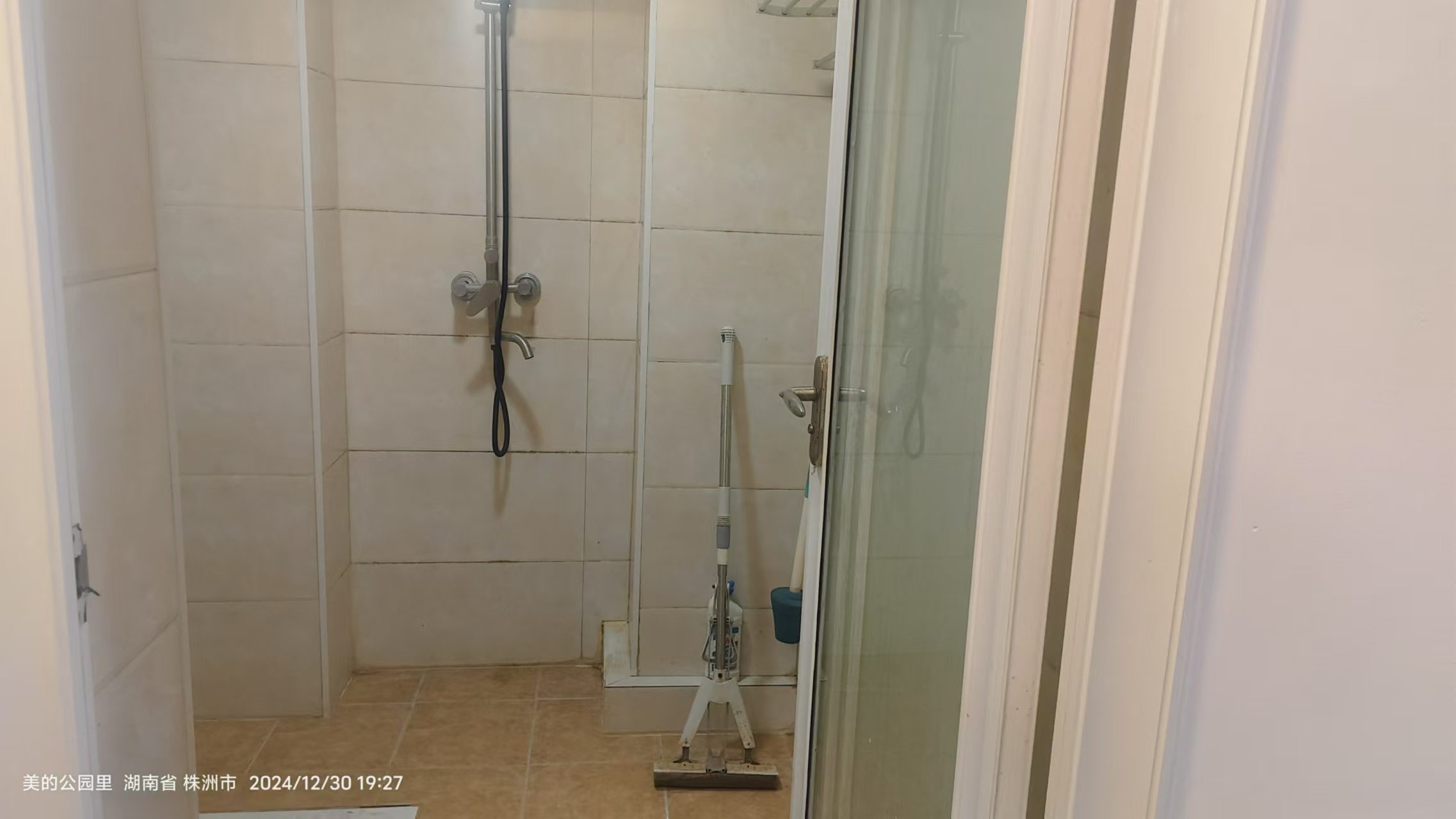 九九华帝 2室2厅1卫 1300.0元/月 九九华帝 2室2厅1卫 1300.0元/月室内图