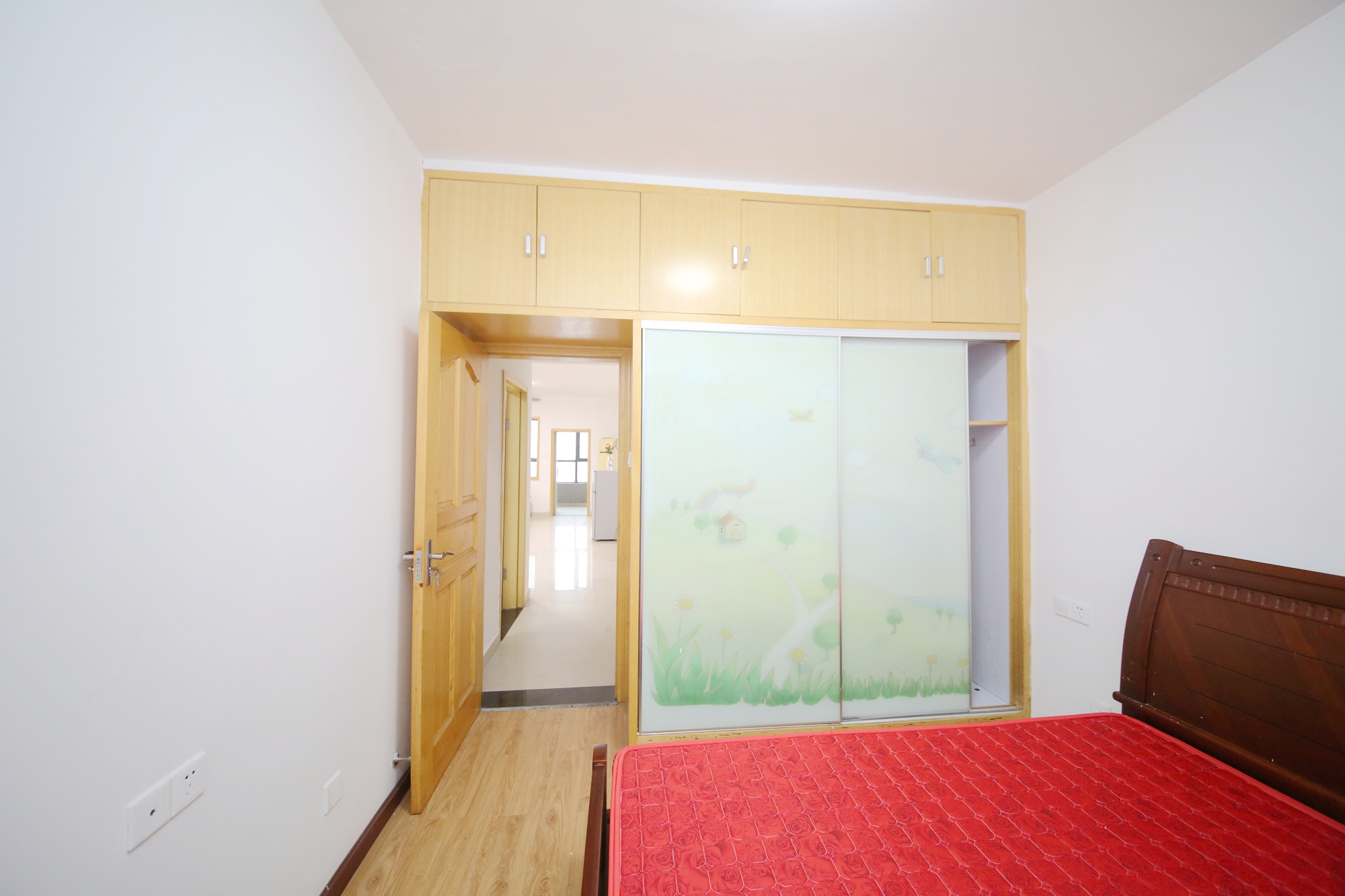 五一大道202（中环壹世界）  2室1厅1卫    98.0万卧室