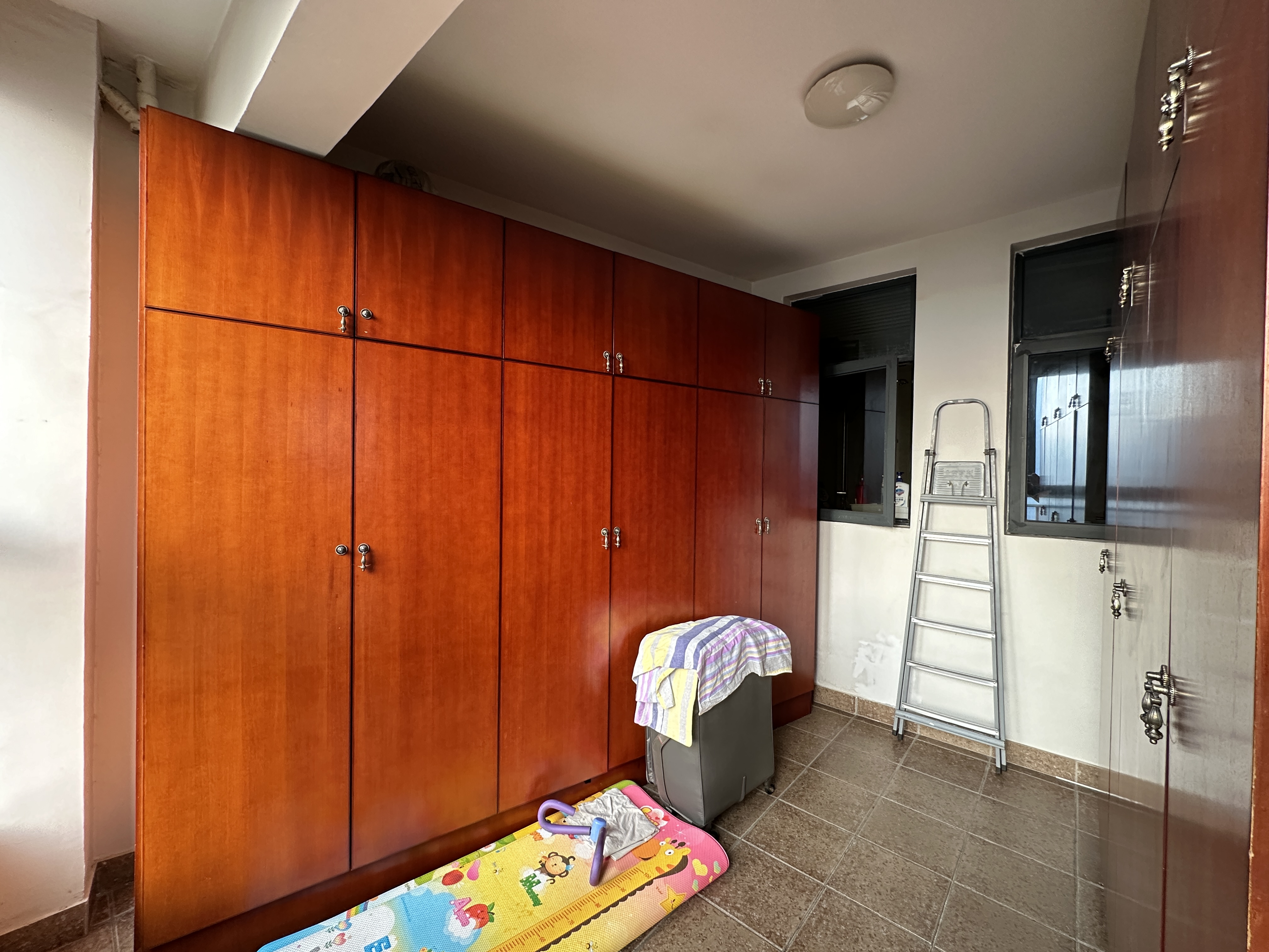 中隆国际御玺 3室2厅3卫 4500.0元/月 中隆国际御玺 3室2厅3卫 4500.0元/月室内图