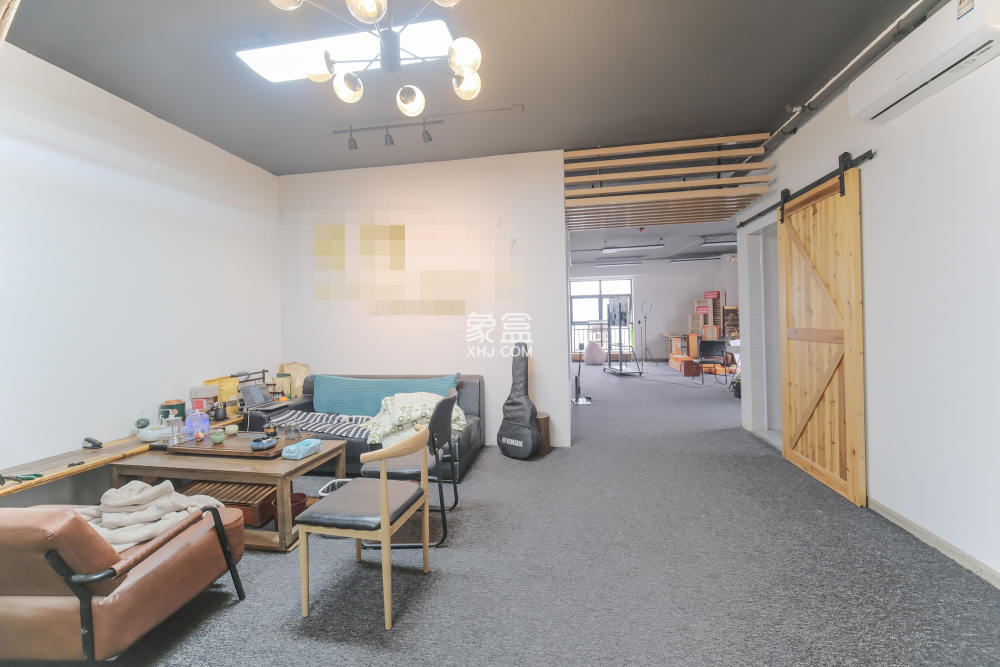 和悦城(蟠龙景苑)  3室2厅1卫    89.0万