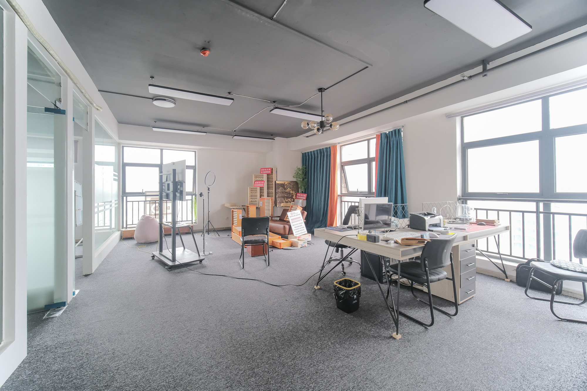 和悦城(蟠龙景苑) 3室2厅1卫 89.0万 和悦城(蟠龙景苑) 3室2厅1卫 89.0万客厅