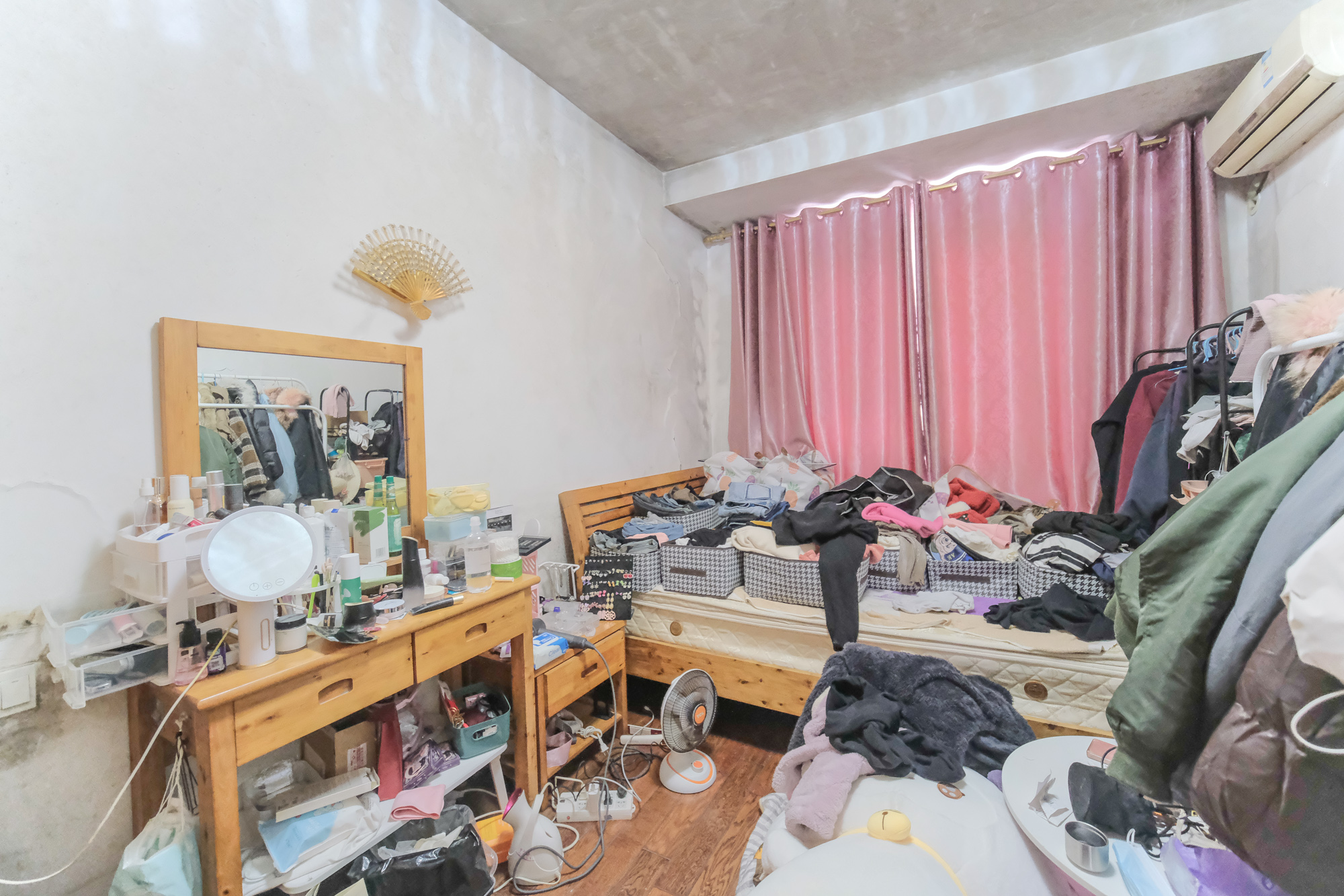 山水湾 3室2厅1卫 49.5万 山水湾 3室2厅1卫 49.5万卧室