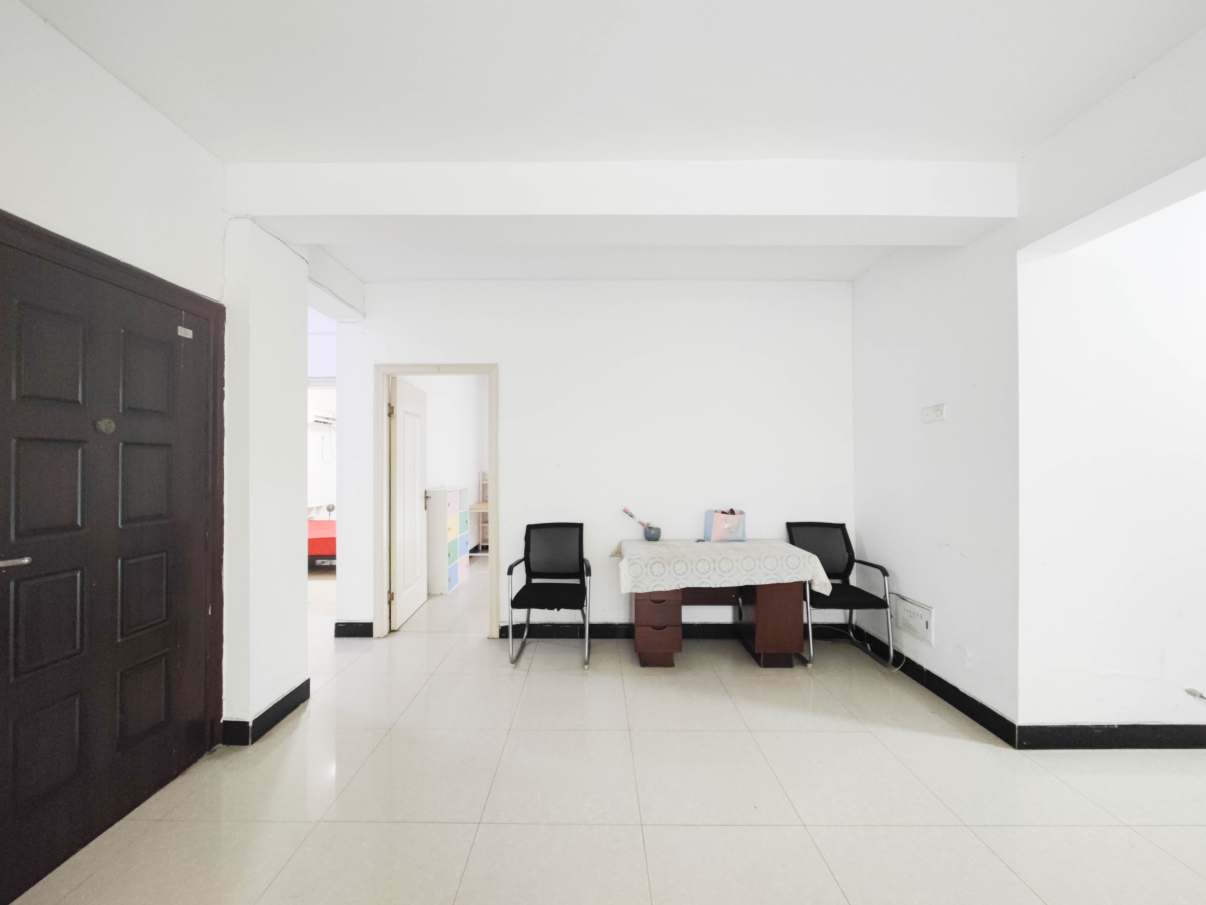 华盛世纪新城  4室2厅1卫    144.8万 华盛世纪新城  4室2厅1卫    144.8万其他