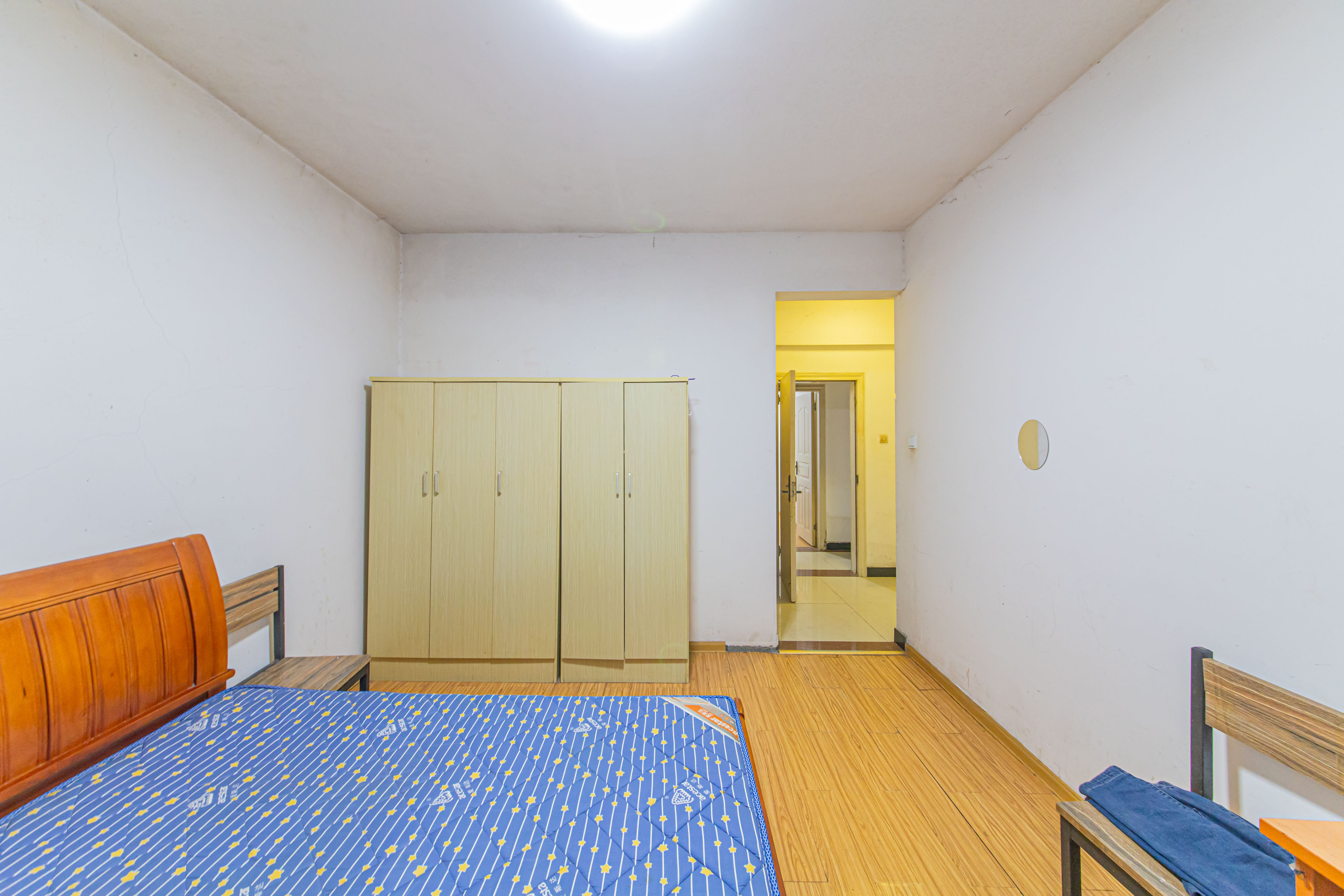 夏威夷碧水春城（碧桂园城市花园）  3室2厅2卫   130.00万卧室