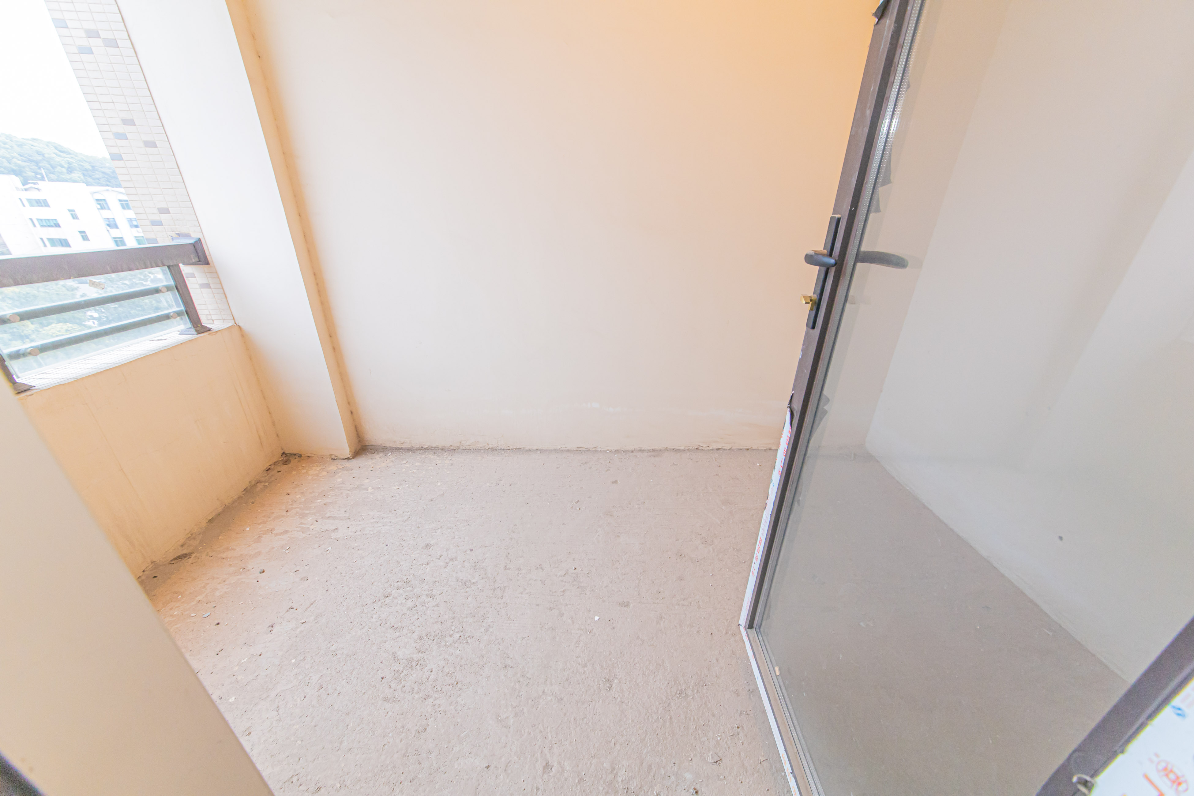 大唐印象一期云海湾  5室2厅2卫    160.0万 大唐印象一期云海湾  5室2厅2卫    160.0万厨房