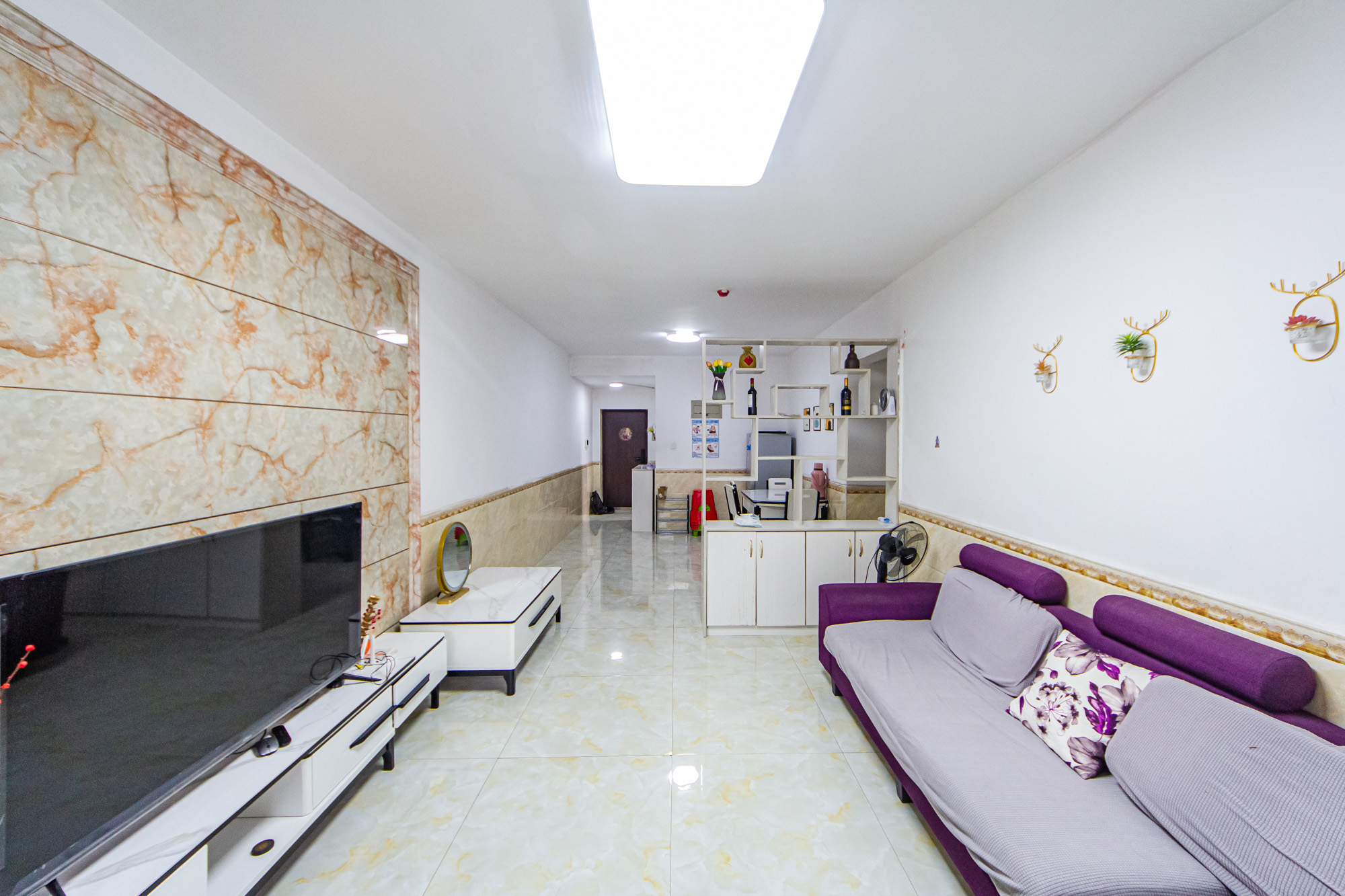 北辰三角洲E3区  3室2厅2卫    128.7万 北辰三角洲E3区  3室2厅2卫    128.7万客厅