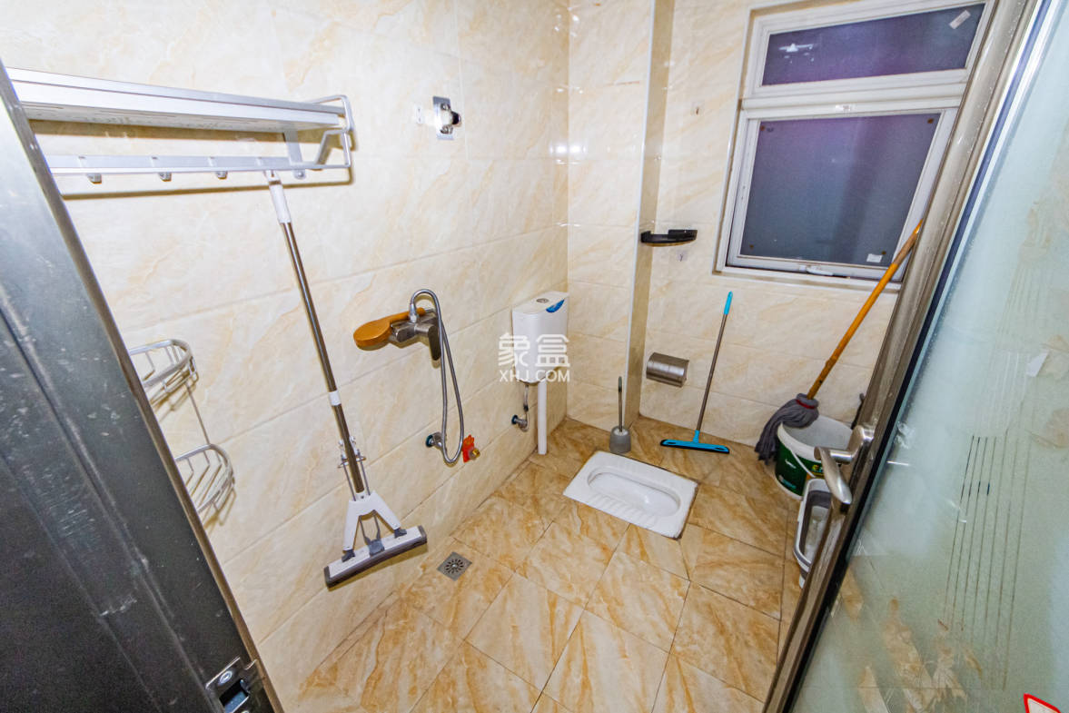 北辰三角洲E3区  3室2厅2卫    128.7万 北辰三角洲E3区  3室2厅2卫    128.7万卫生间