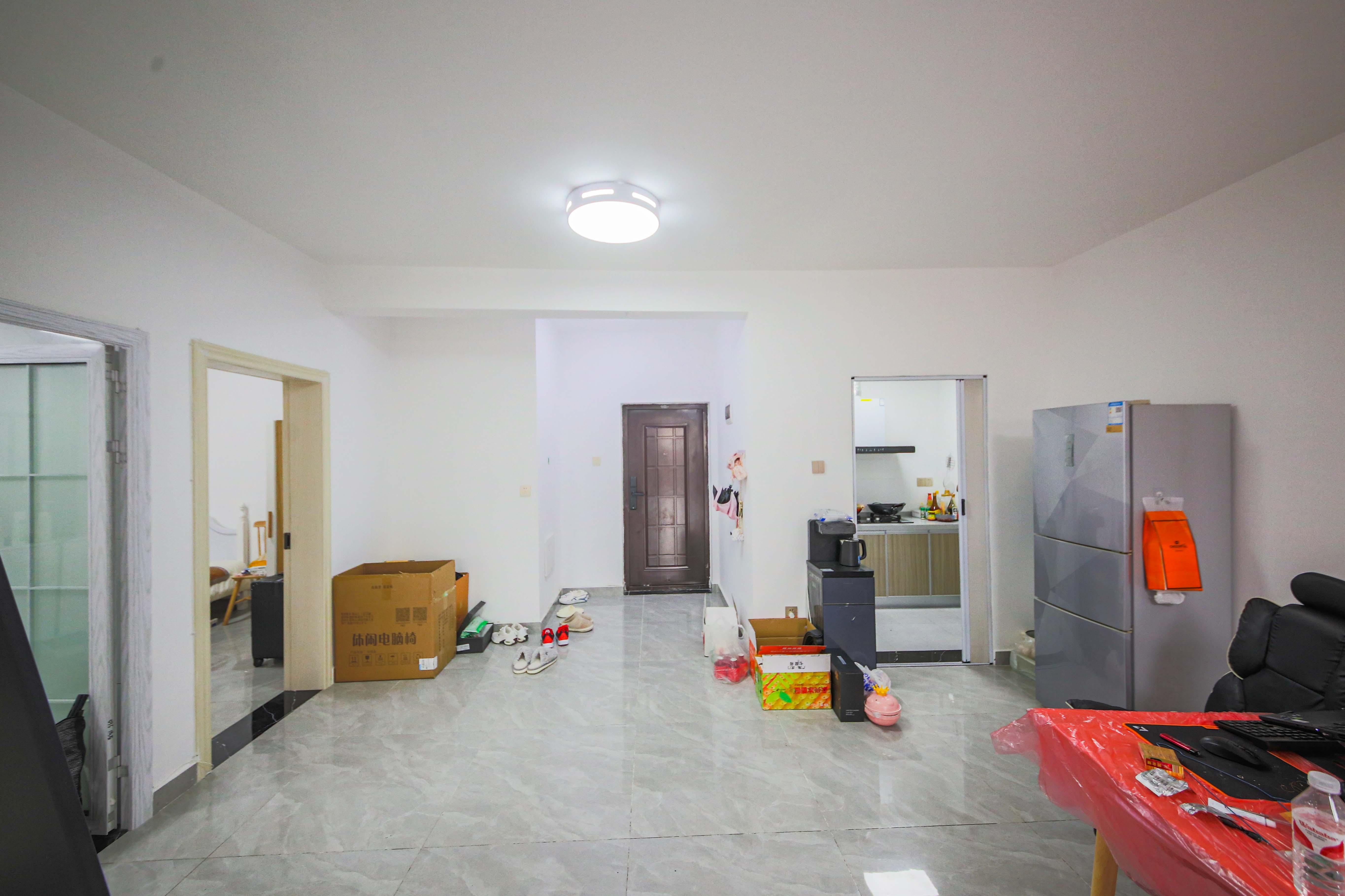 富兴嘉城(富兴汇中央) 2室2厅1卫 70.0万 富兴嘉城(富兴汇中央) 2室2厅1卫 70.0万客厅