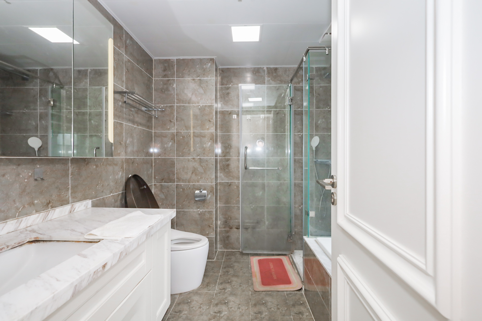 万科里金域国际  4室2厅2卫    428.0万 万科里金域国际  4室2厅2卫    428.0万卫生间