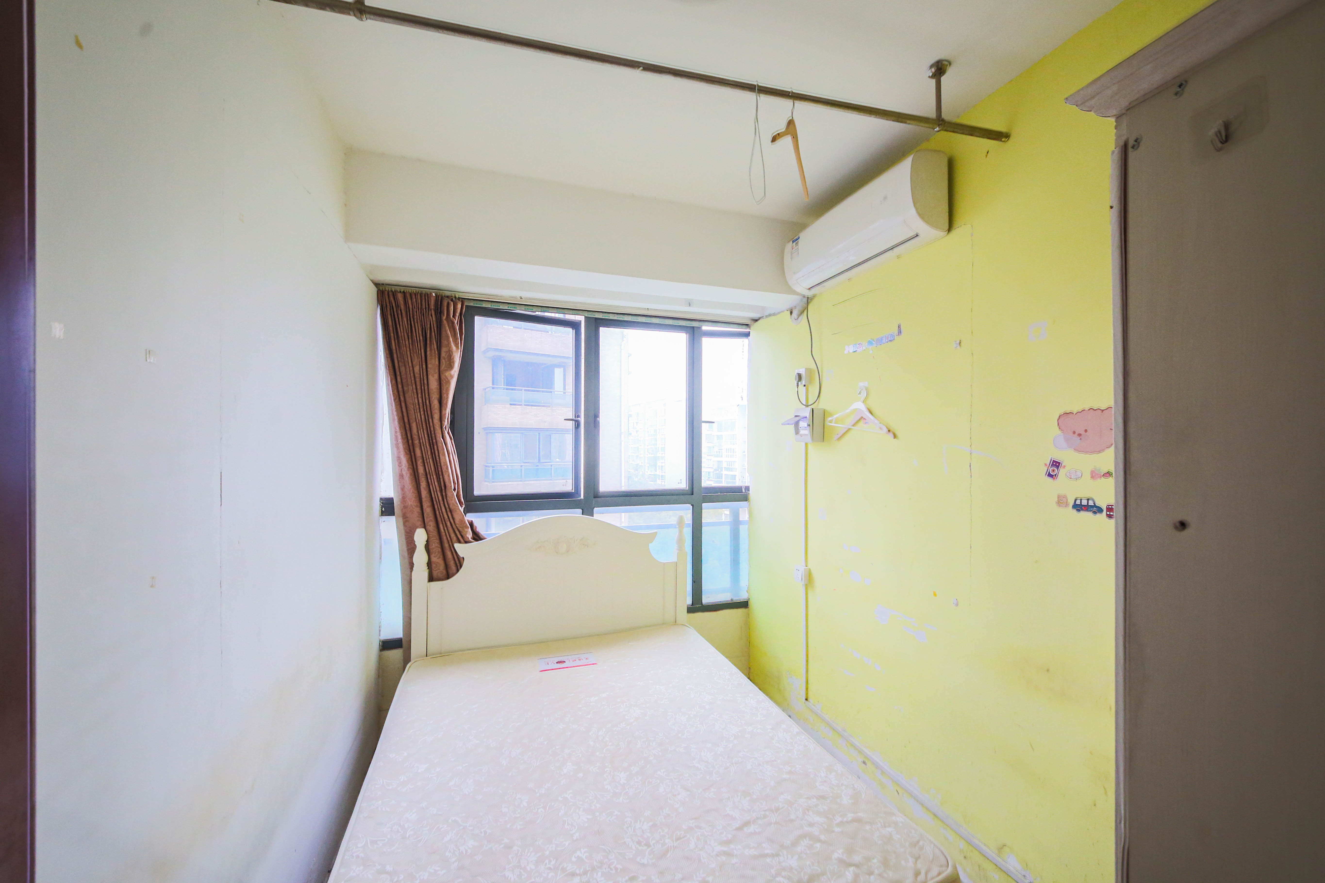 湘府9号 5室2厅2卫 3300.0元/月 湘府9号 5室2厅2卫 3300.0元/月室内图