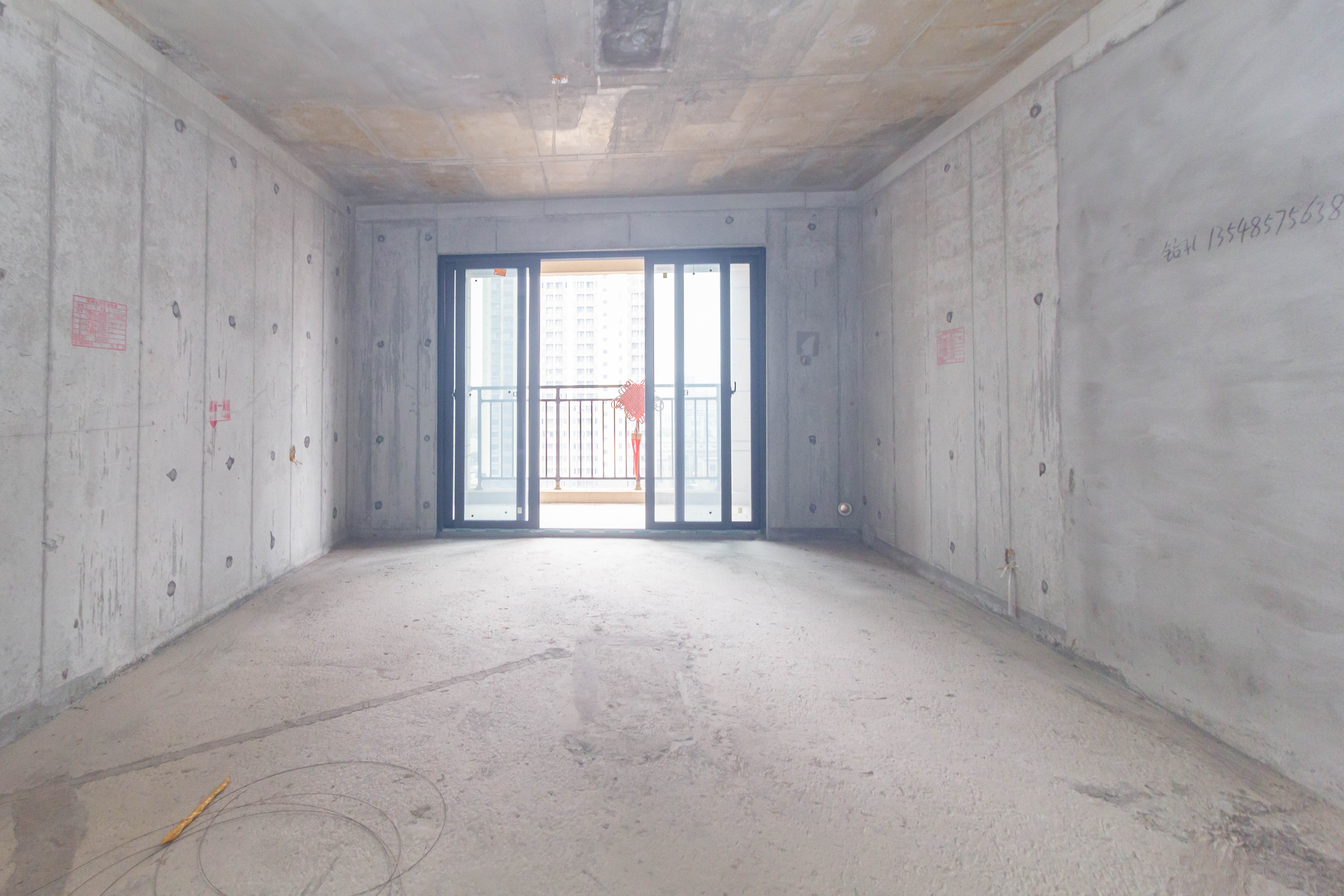 映悦星府 4室2厅2卫 89.8万 映悦星府 4室2厅2卫 89.8万客厅