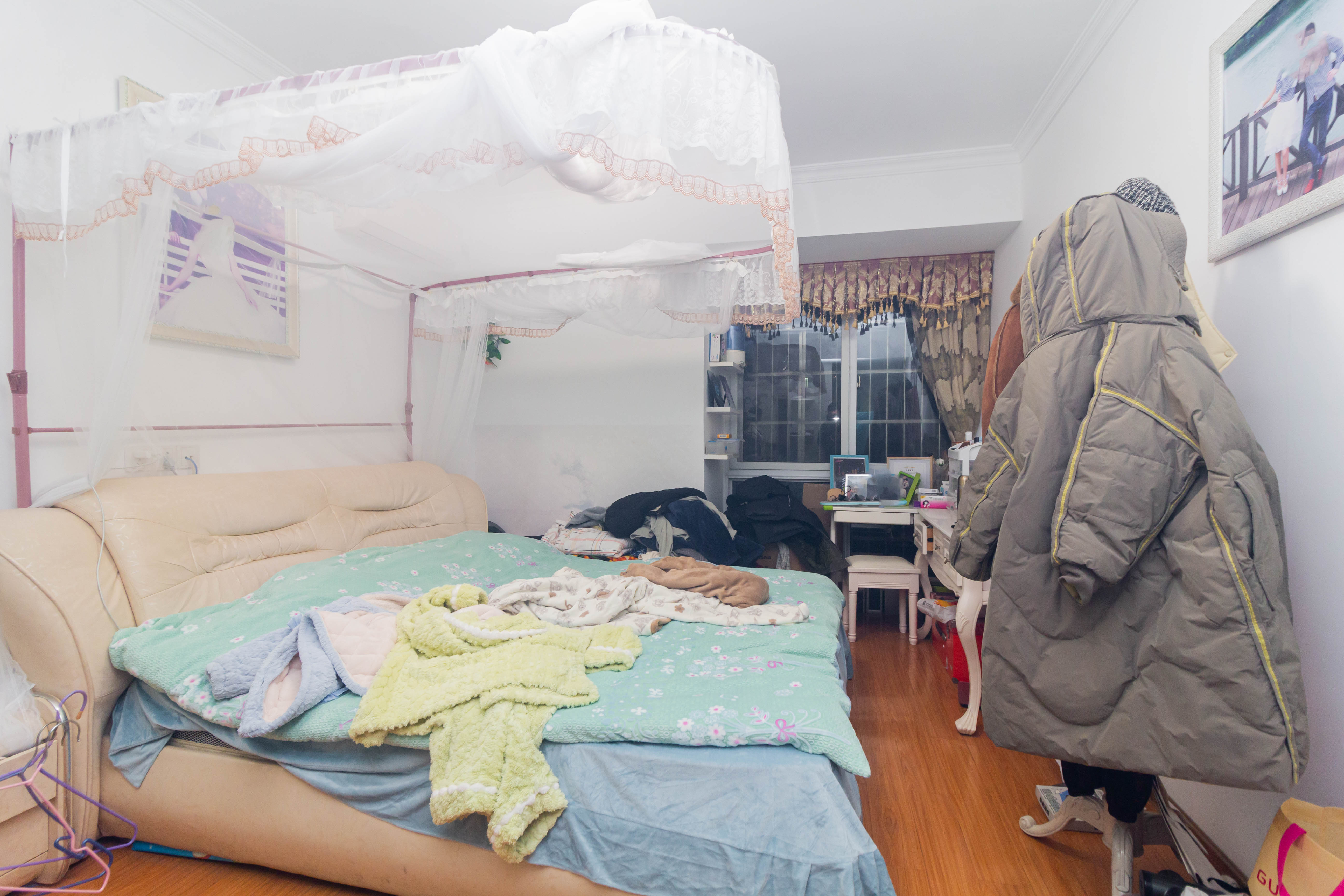 爵士湘  3室1厅1卫    73.8万 爵士湘  3室1厅1卫    73.8万卧室