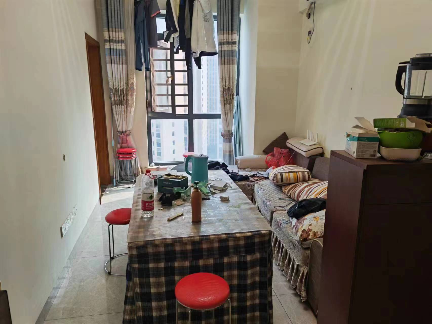 百弘学府城  2室1厅1卫    1200.0元/月室内图