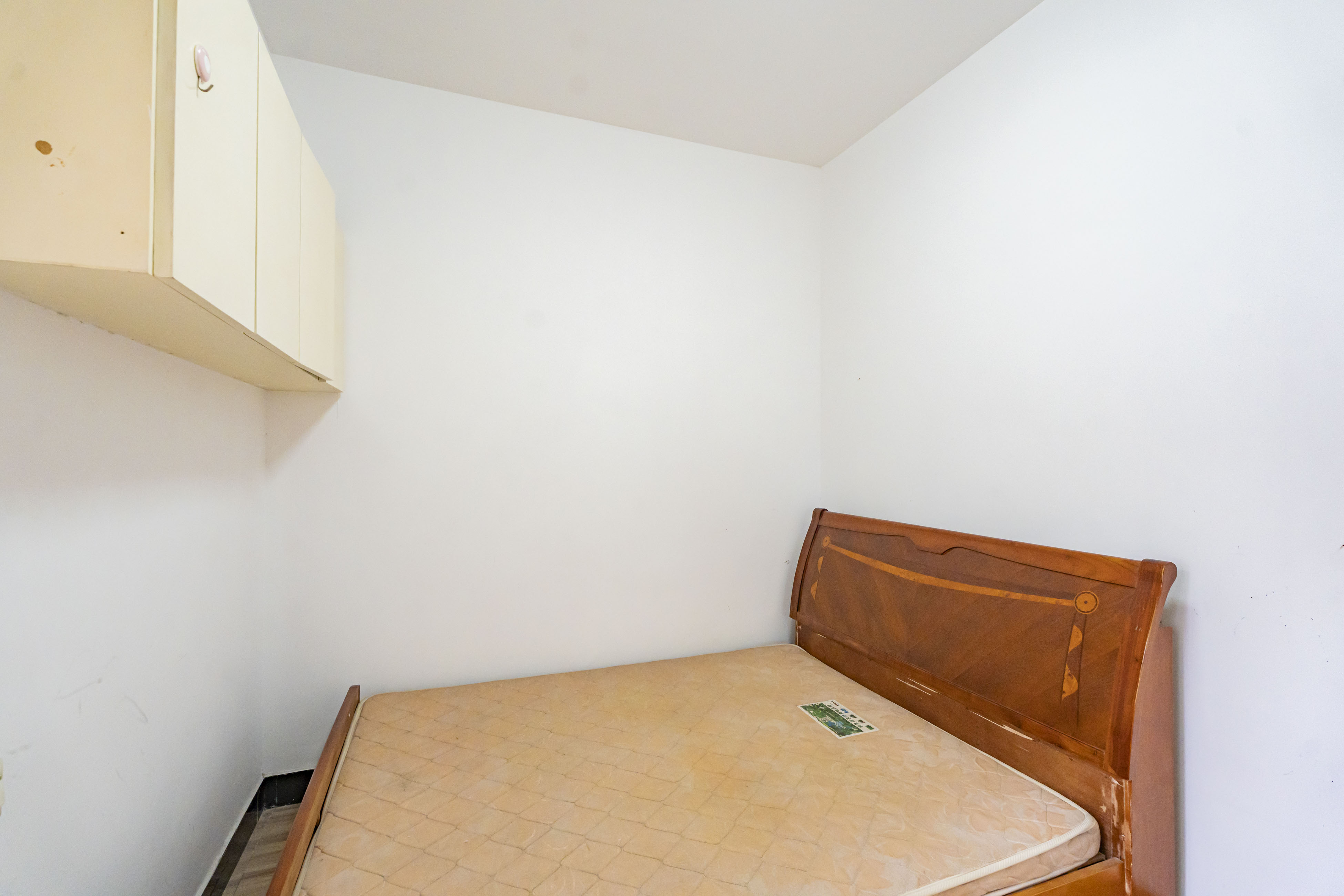 富兴金地大厦  2室1厅1卫    75.0万 富兴金地大厦  2室1厅1卫    75.0万卧室