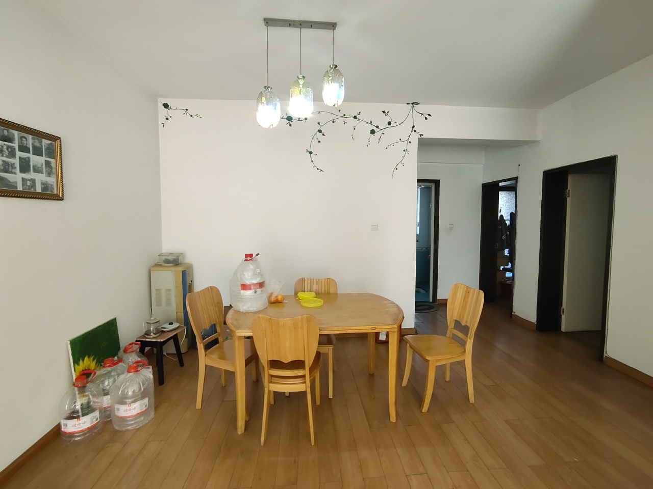 汽车城  3室2厅2卫    36.8万 汽车城  3室2厅2卫    36.8万室内图