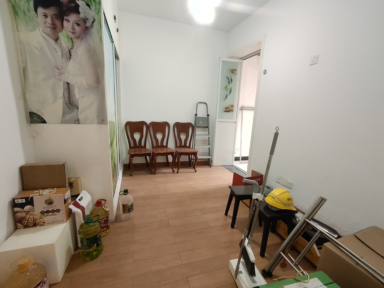 汽车城  3室2厅2卫    36.8万 汽车城  3室2厅2卫    36.8万室内图