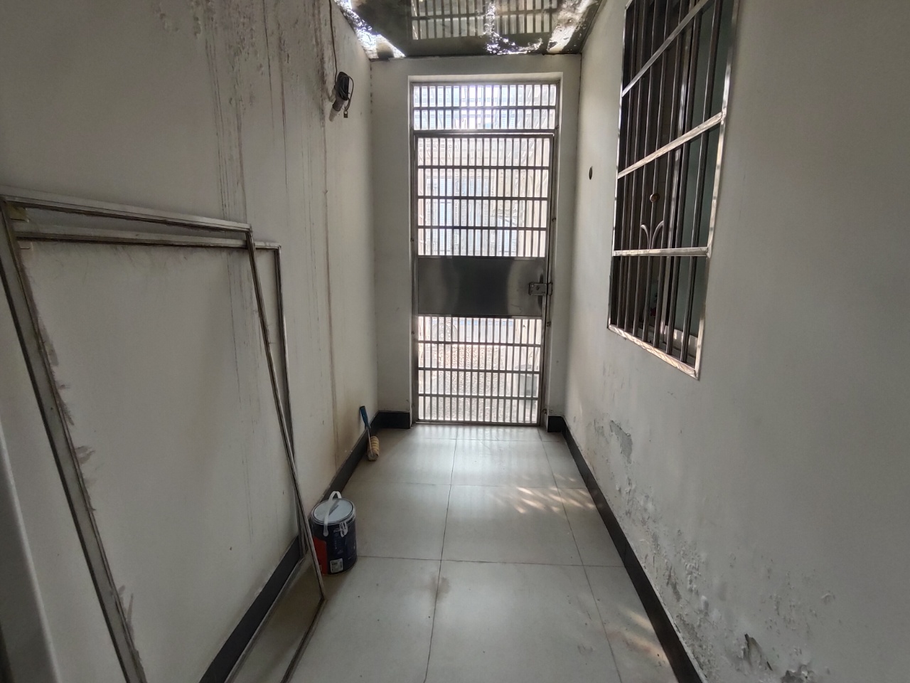 汽车城  3室2厅2卫    36.8万 汽车城  3室2厅2卫    36.8万室内图