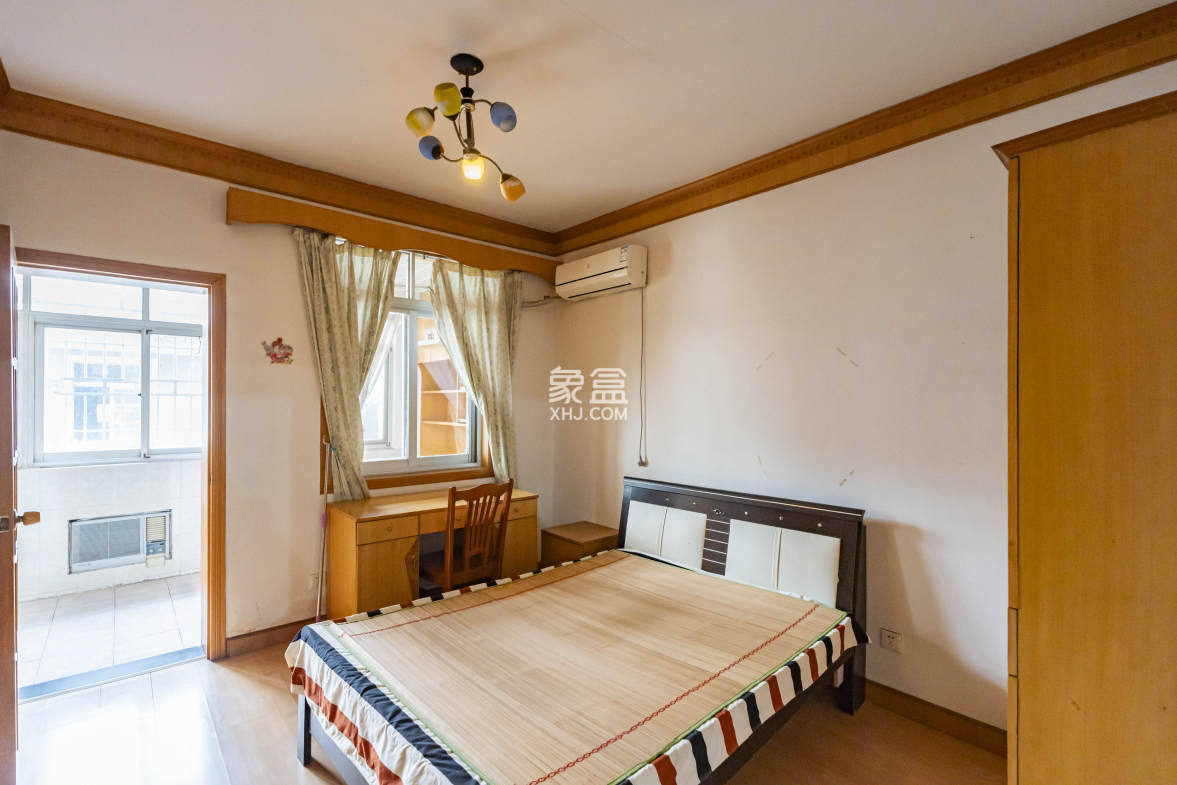 湘春路建行宿舍(佘家塘巷7号) 3室2厅2卫 90.0万 湘春路建行宿舍(佘家塘巷7号) 3室2厅2卫 90.0万卧室