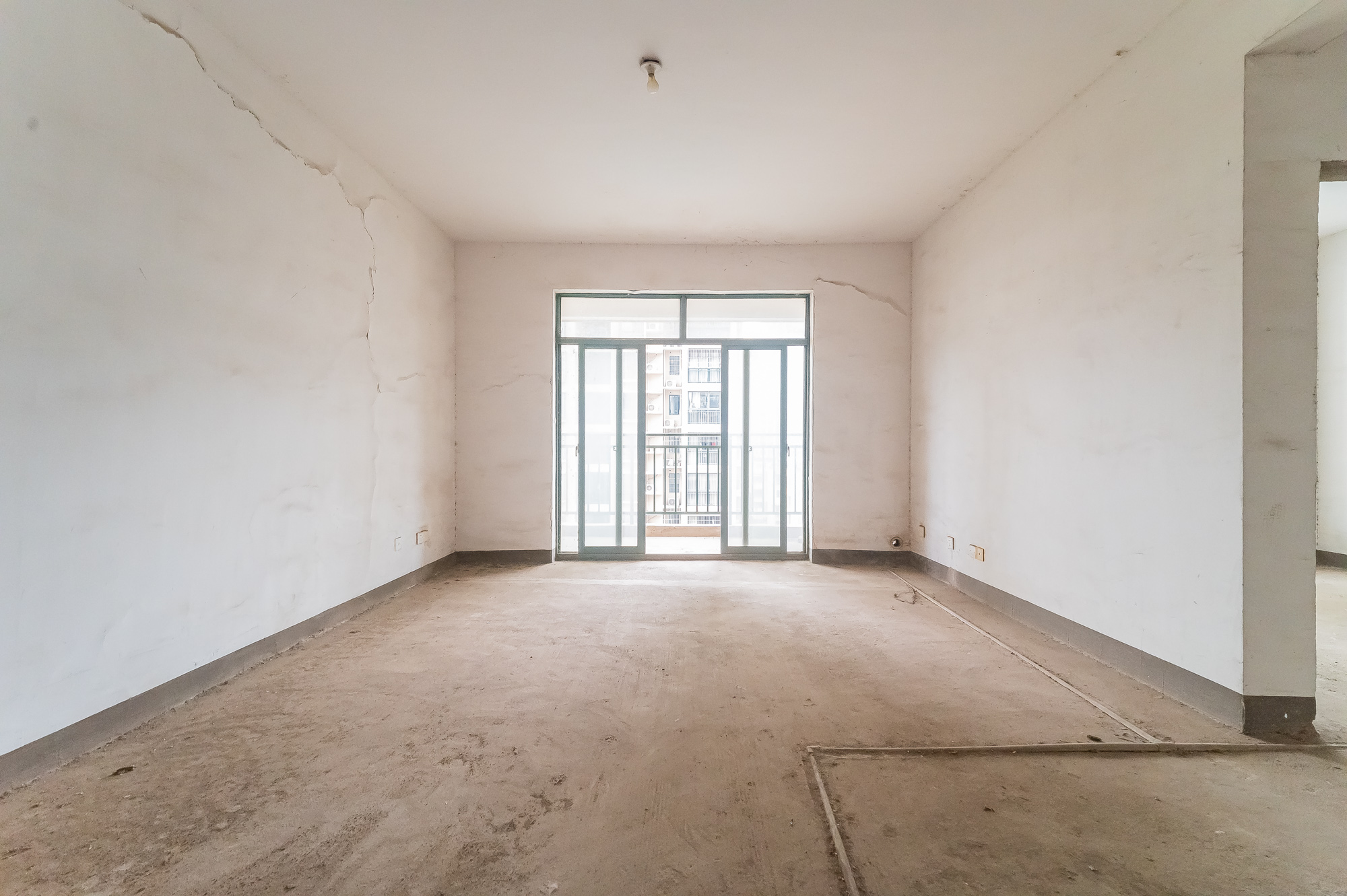 松雅湖畔 2室2厅1卫 59.0万 松雅湖畔 2室2厅1卫 59.0万客厅