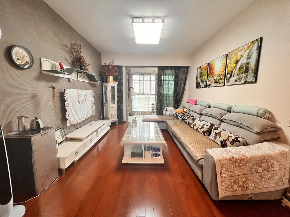 晋合湘水湾一期 3室2厅2卫 3200.0元/月 晋合湘水湾一期 3室2厅2卫 3200.0元/月室内图