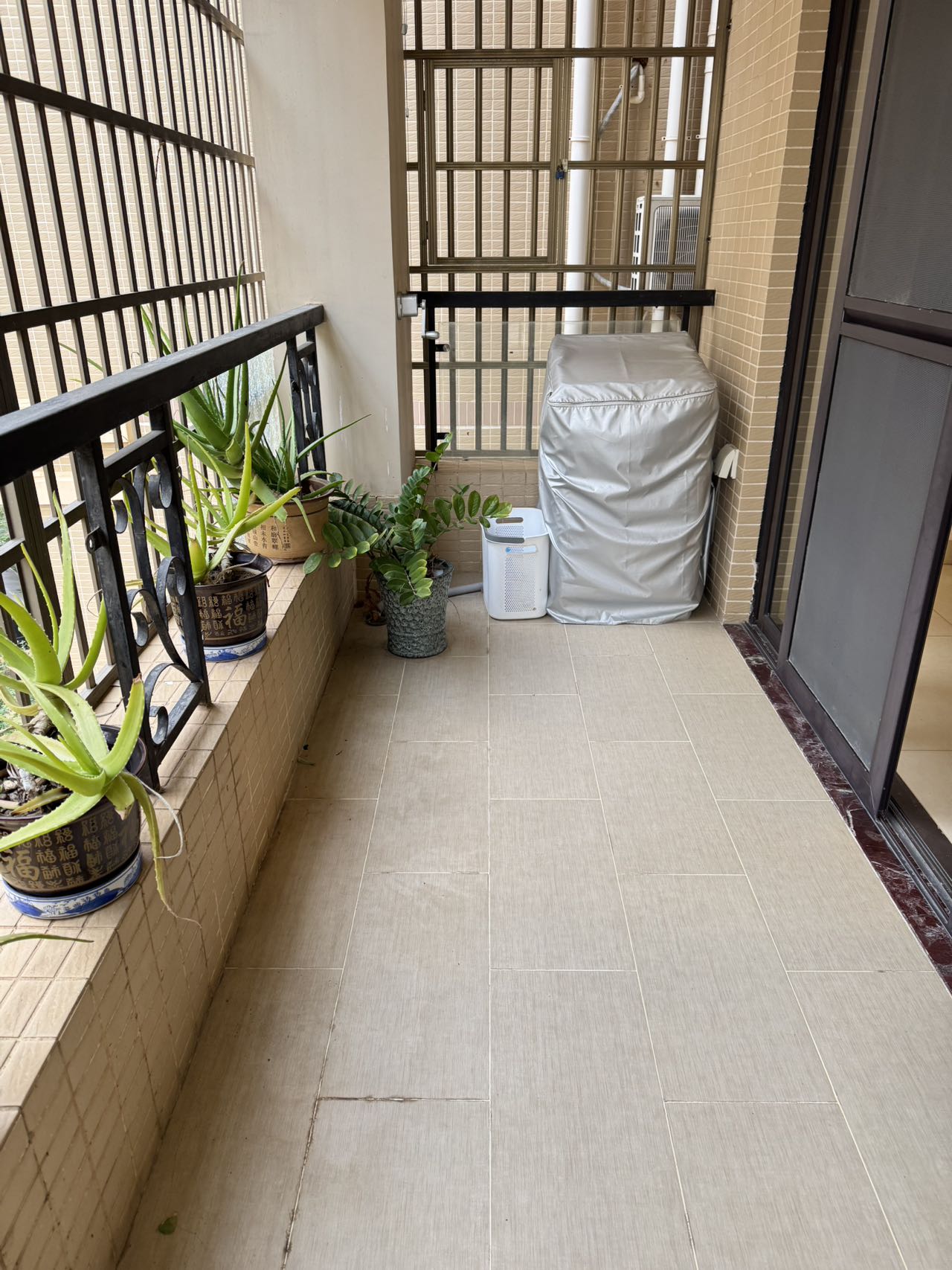 滨江帝景二期(三期) 4室2厅2卫 260.0万 滨江帝景二期(三期) 4室2厅2卫 260.0万室内图