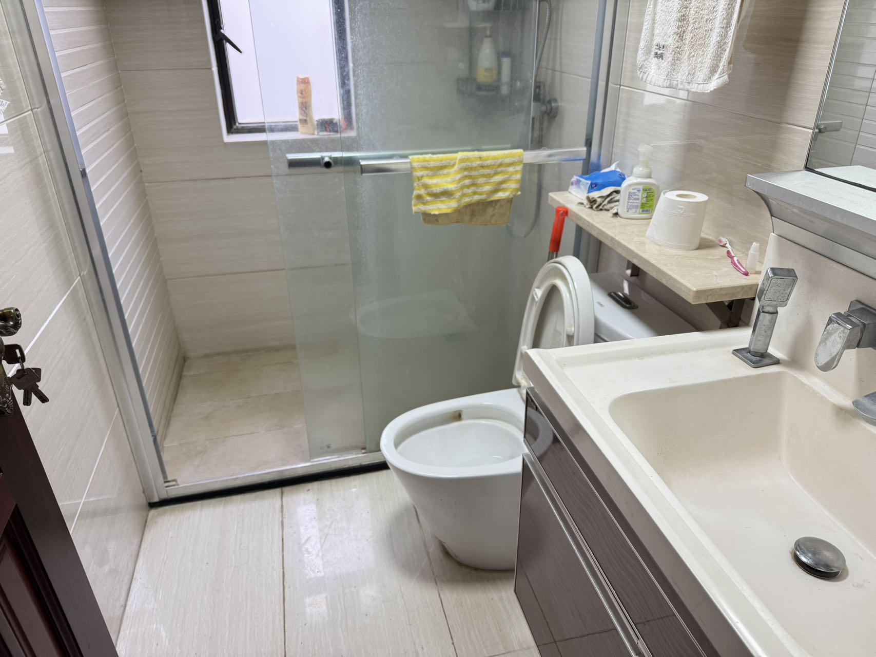 滨江帝景二期(三期) 4室2厅2卫 260.0万 滨江帝景二期(三期) 4室2厅2卫 260.0万室内图