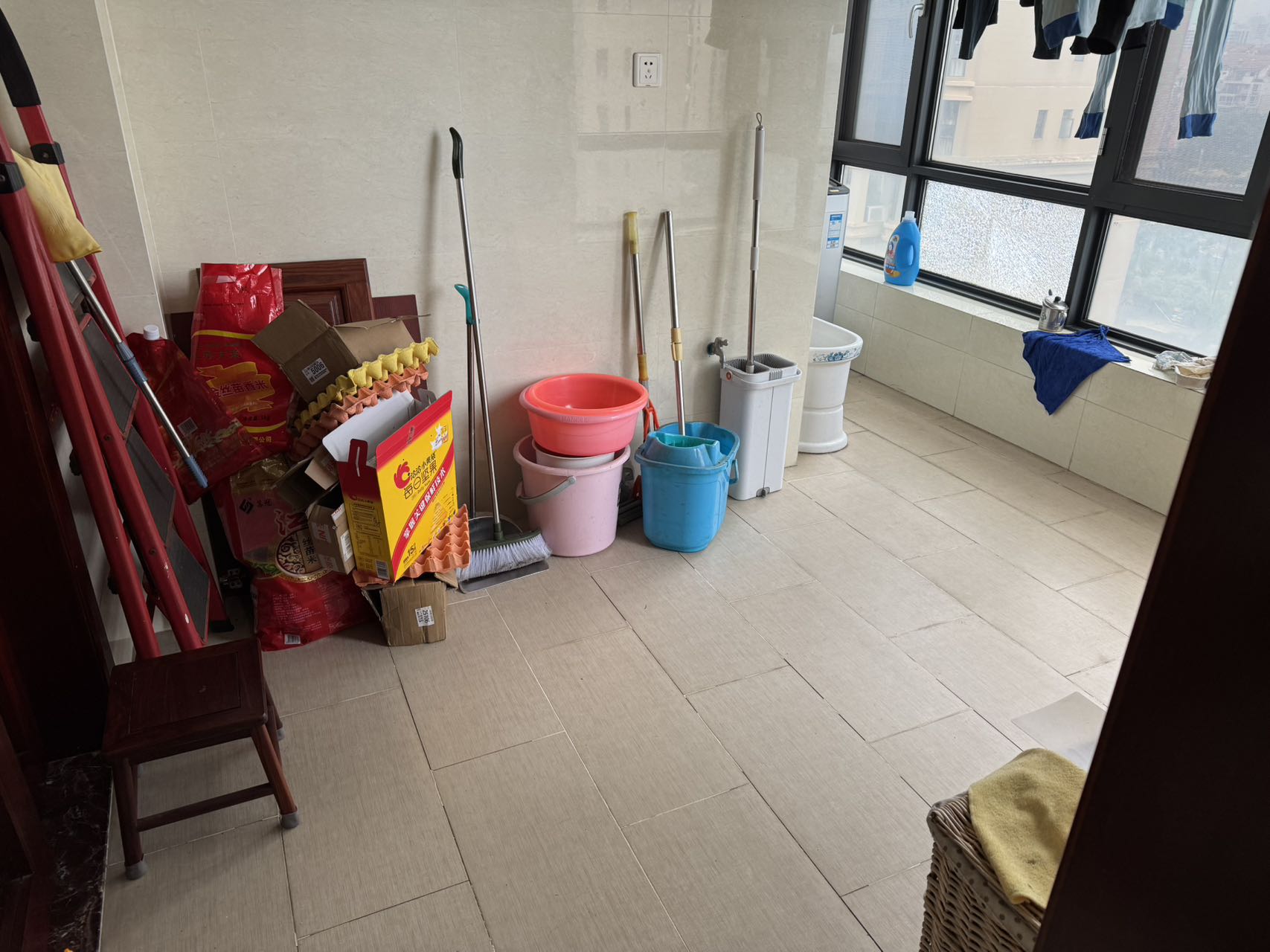 滨江帝景二期(三期) 4室2厅2卫 260.0万 滨江帝景二期(三期) 4室2厅2卫 260.0万室内图