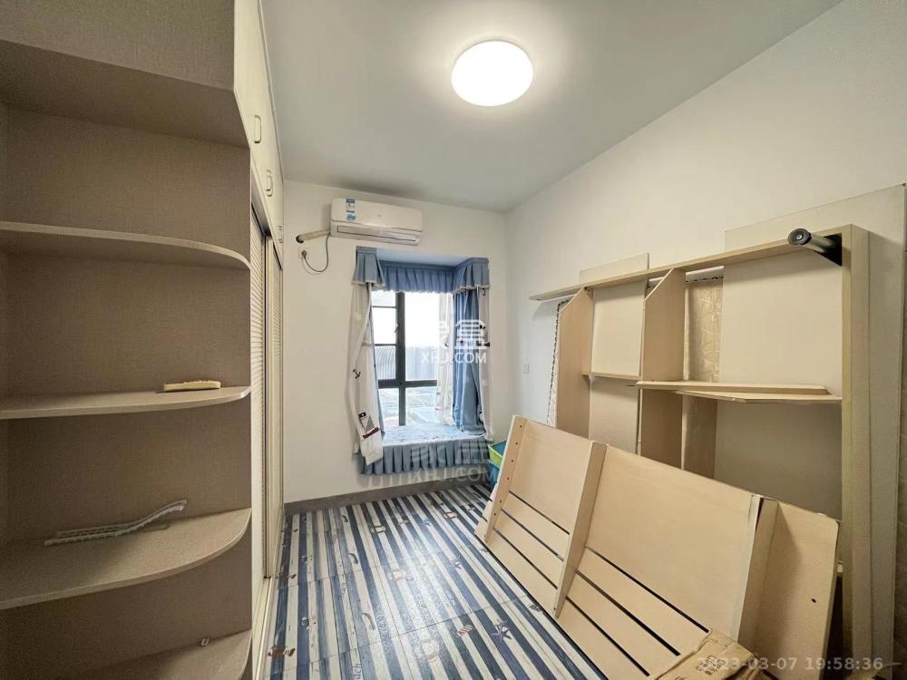 山水洲城华晨第一城 3室2厅2卫 2200.0元/月 山水洲城华晨第一城 3室2厅2卫 2200.0元/月室内图