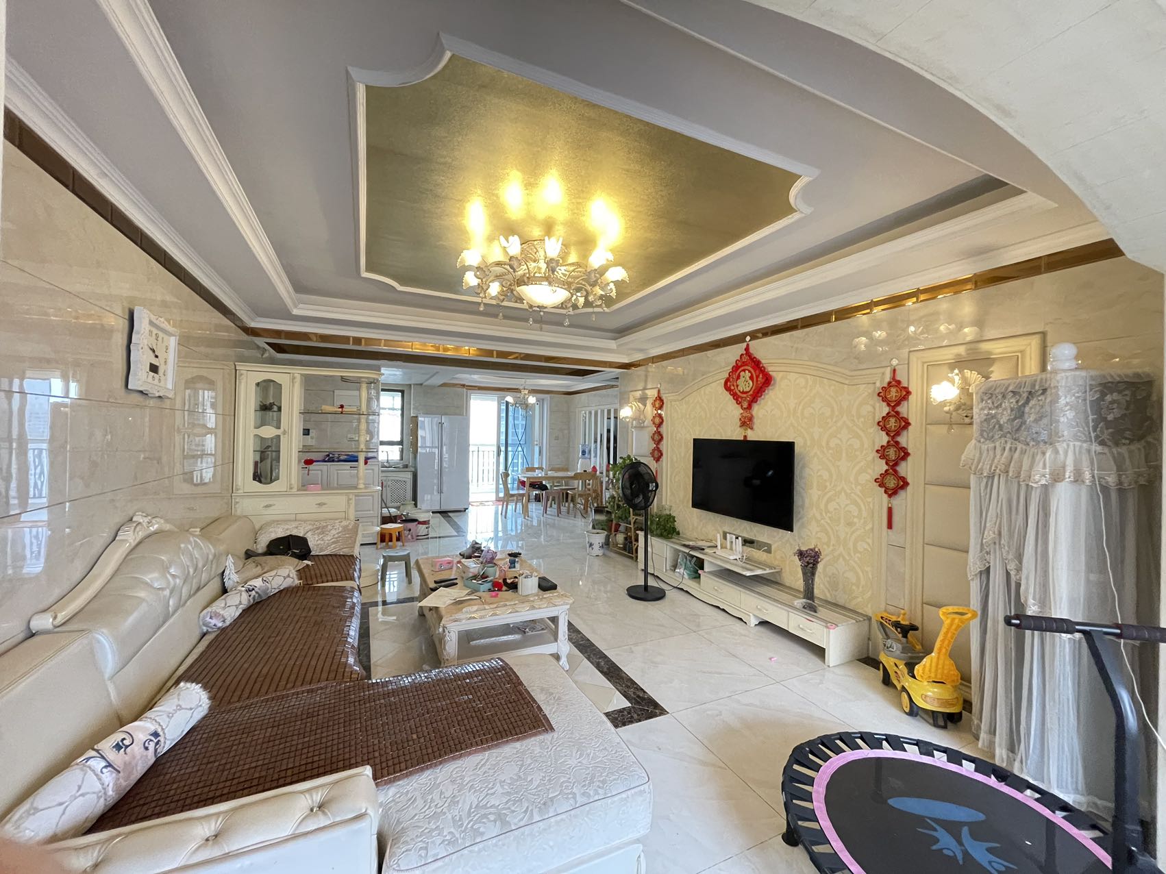 佳兆业金域天下二期 4室2厅2卫 82.0万 佳兆业金域天下二期 4室2厅2卫 82.0万室内图