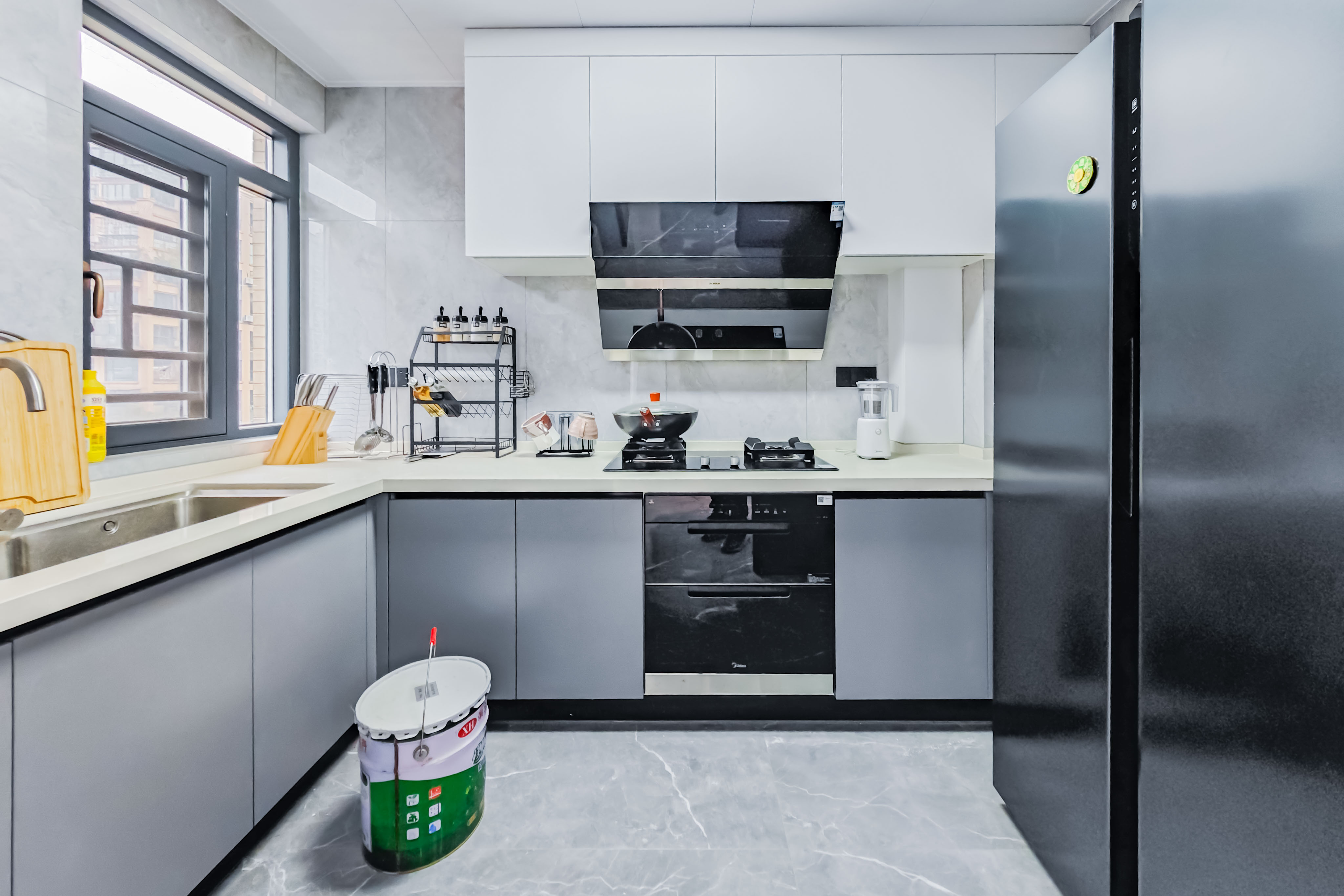 中城丽景香山园  3室2厅2卫    155.0万厨房