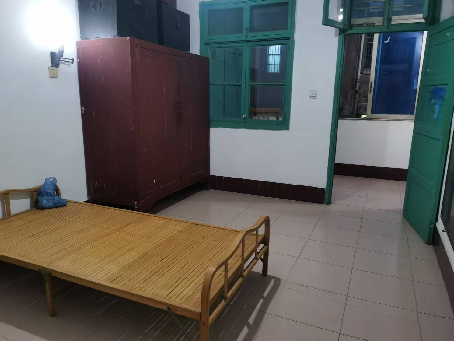 大海塘居委会 2室2厅1卫 26.0万 大海塘居委会 2室2厅1卫 26.0万室内图