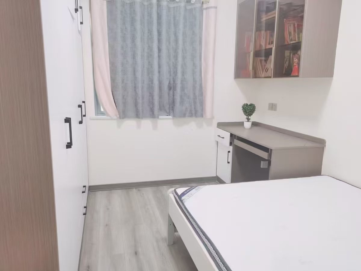 鹏利广场 3室2厅2卫 2300.0元/月 鹏利广场 3室2厅2卫 2300.0元/月室内图