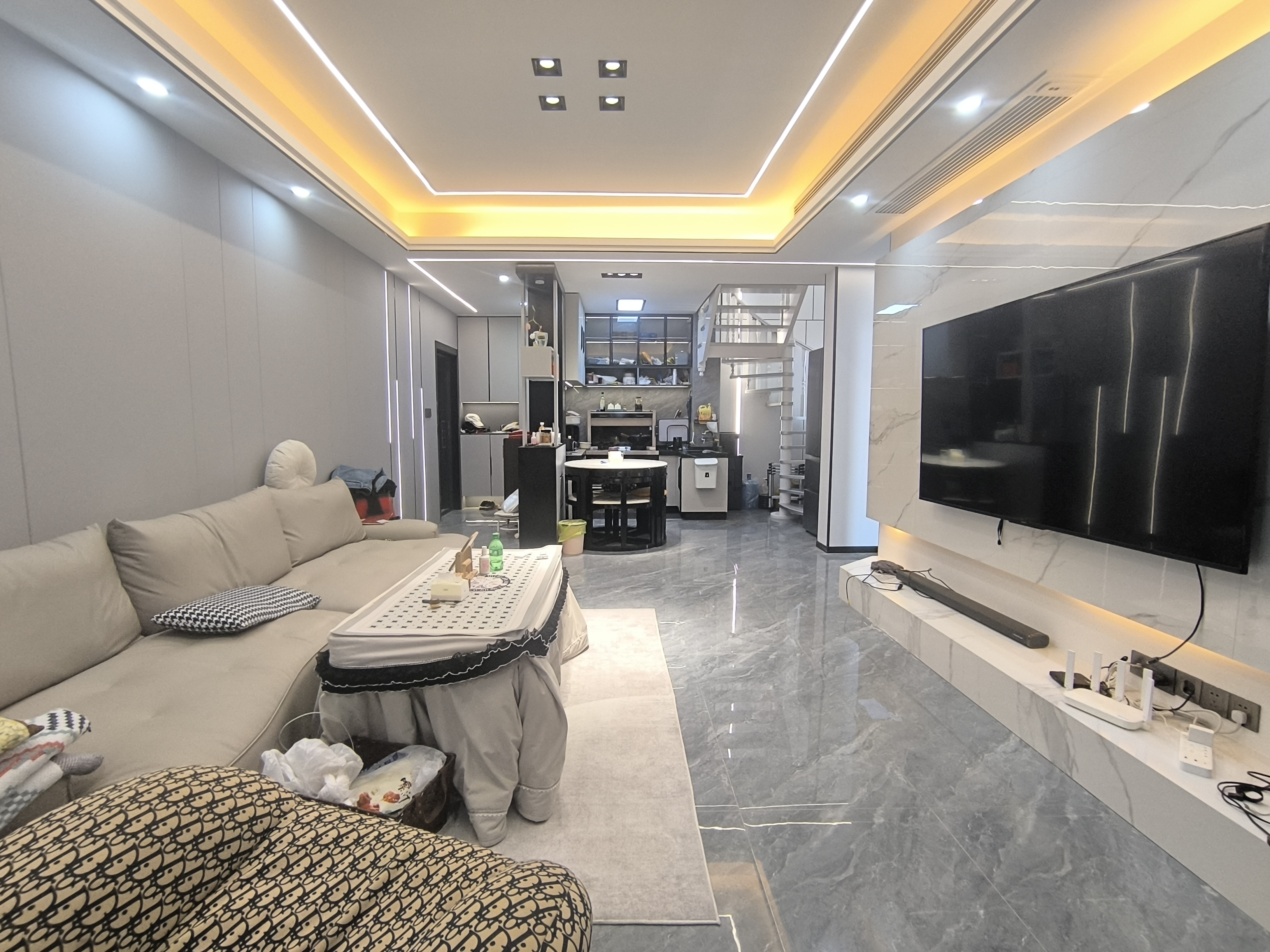 学府花园(文苑瑞景) 3室2厅2卫 73.8万 学府花园(文苑瑞景) 3室2厅2卫 73.8万室内图