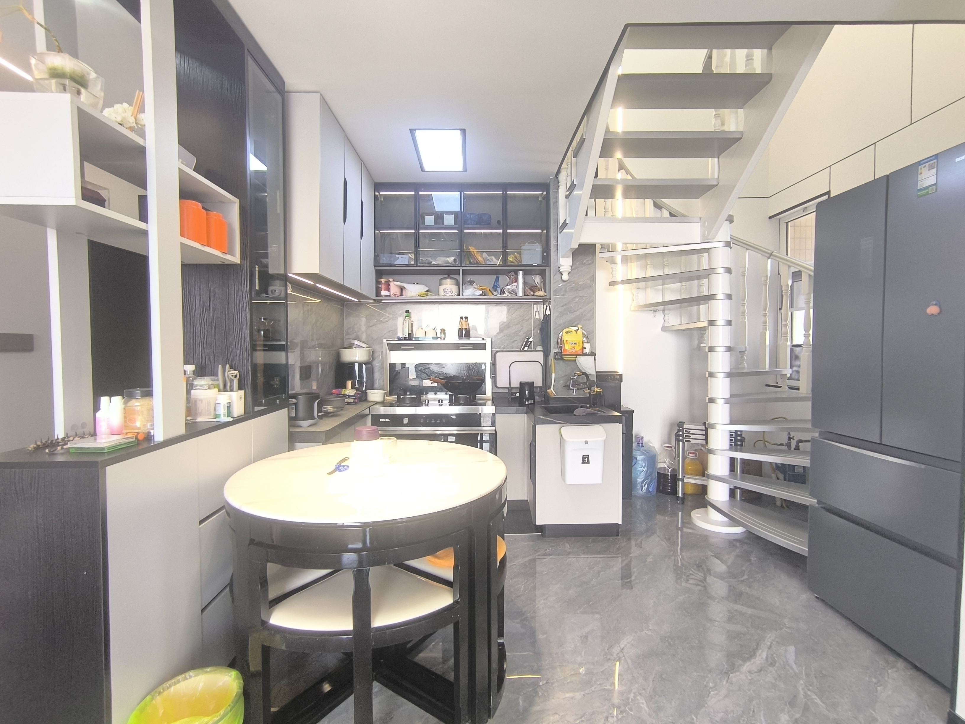 学府花园(文苑瑞景) 3室2厅2卫 73.8万 学府花园(文苑瑞景) 3室2厅2卫 73.8万室内图