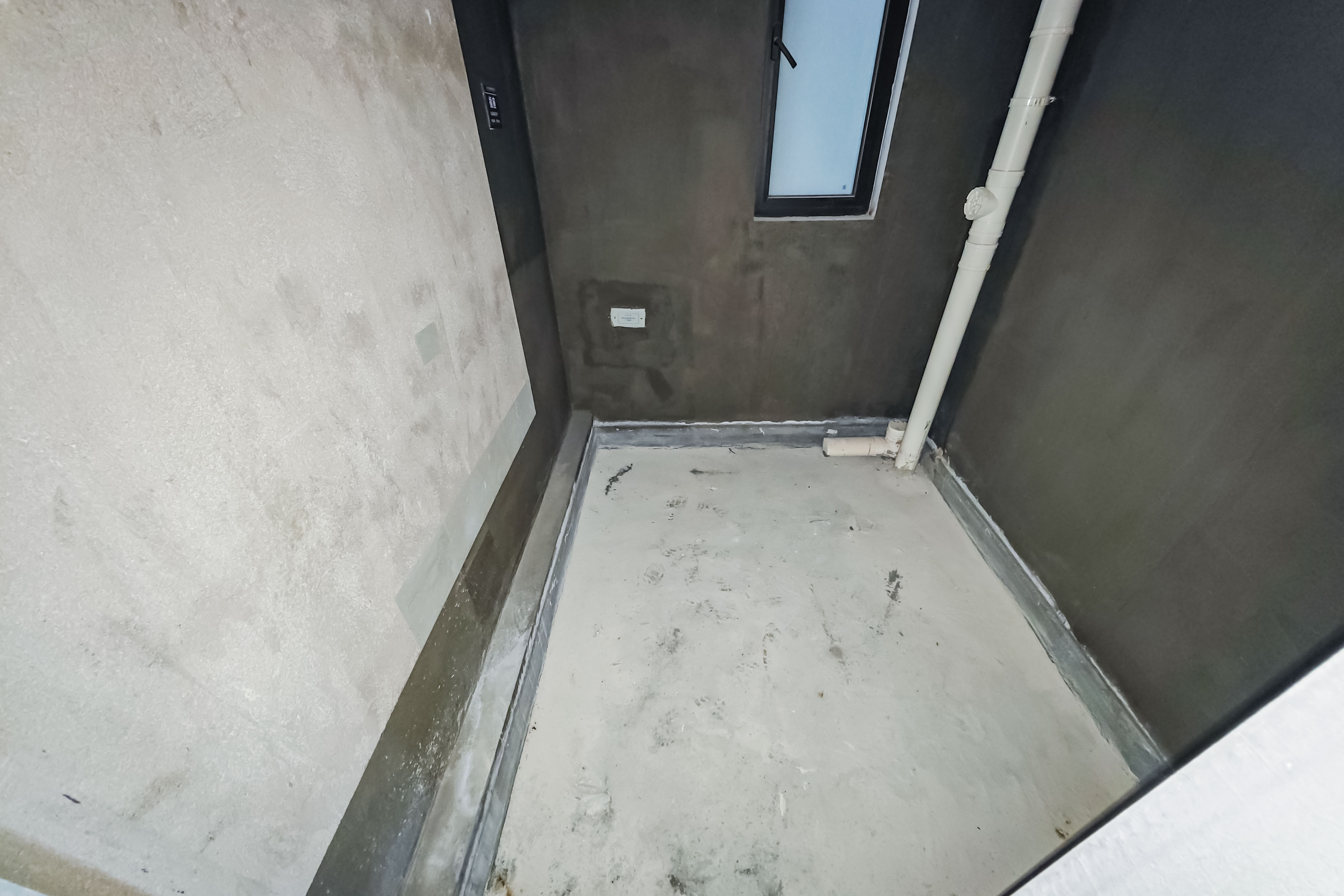 建发玖洲和玺  4室2厅2卫   135.00万其他