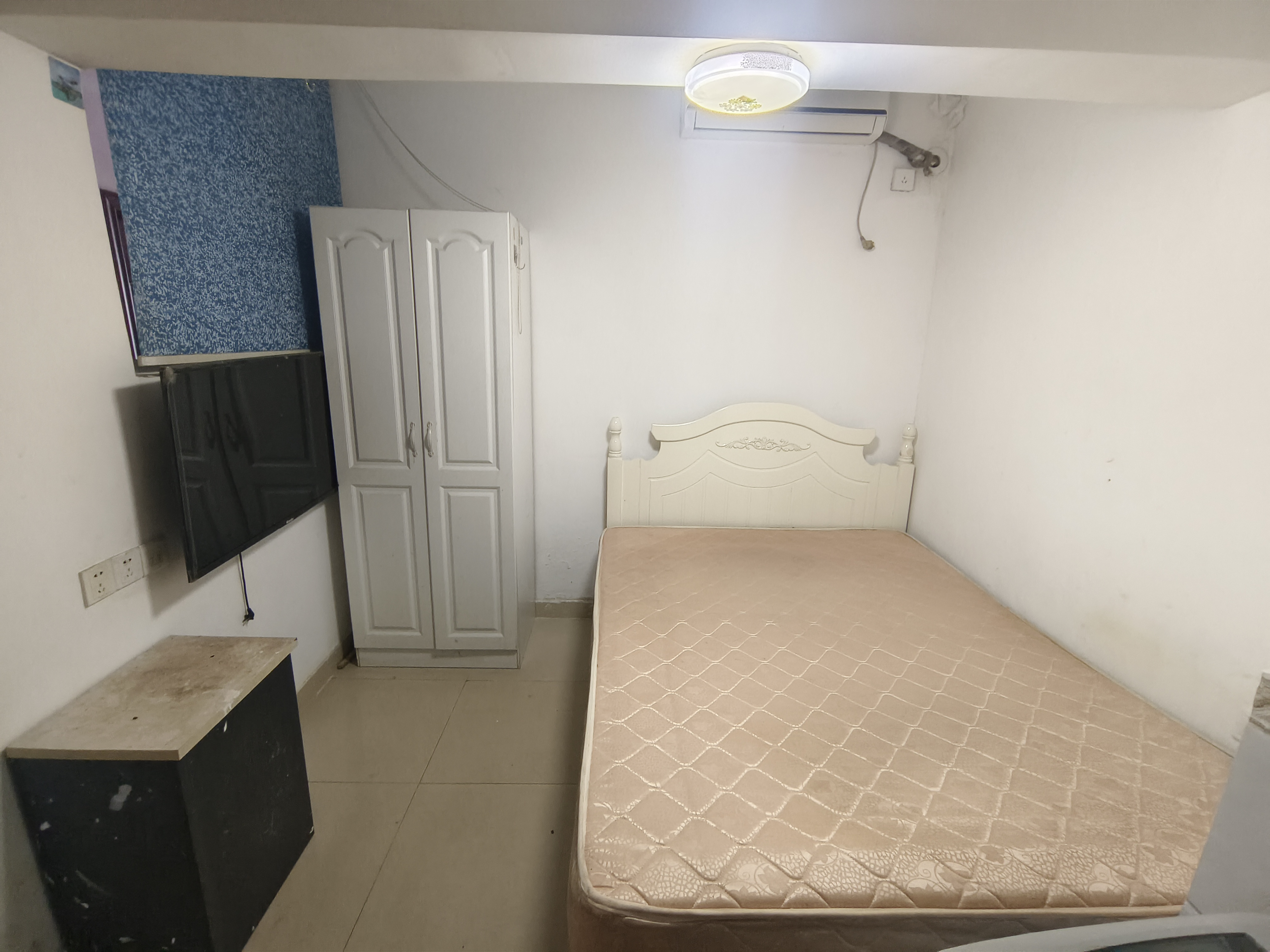 思进大厦 1室1厅1卫 750.0元/月 思进大厦 1室1厅1卫 750.0元/月室内图