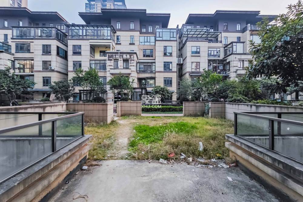 绿地之窗 1室0厅0卫 2800.0元/月 绿地之窗 1室0厅0卫 2800.0元/月室内图