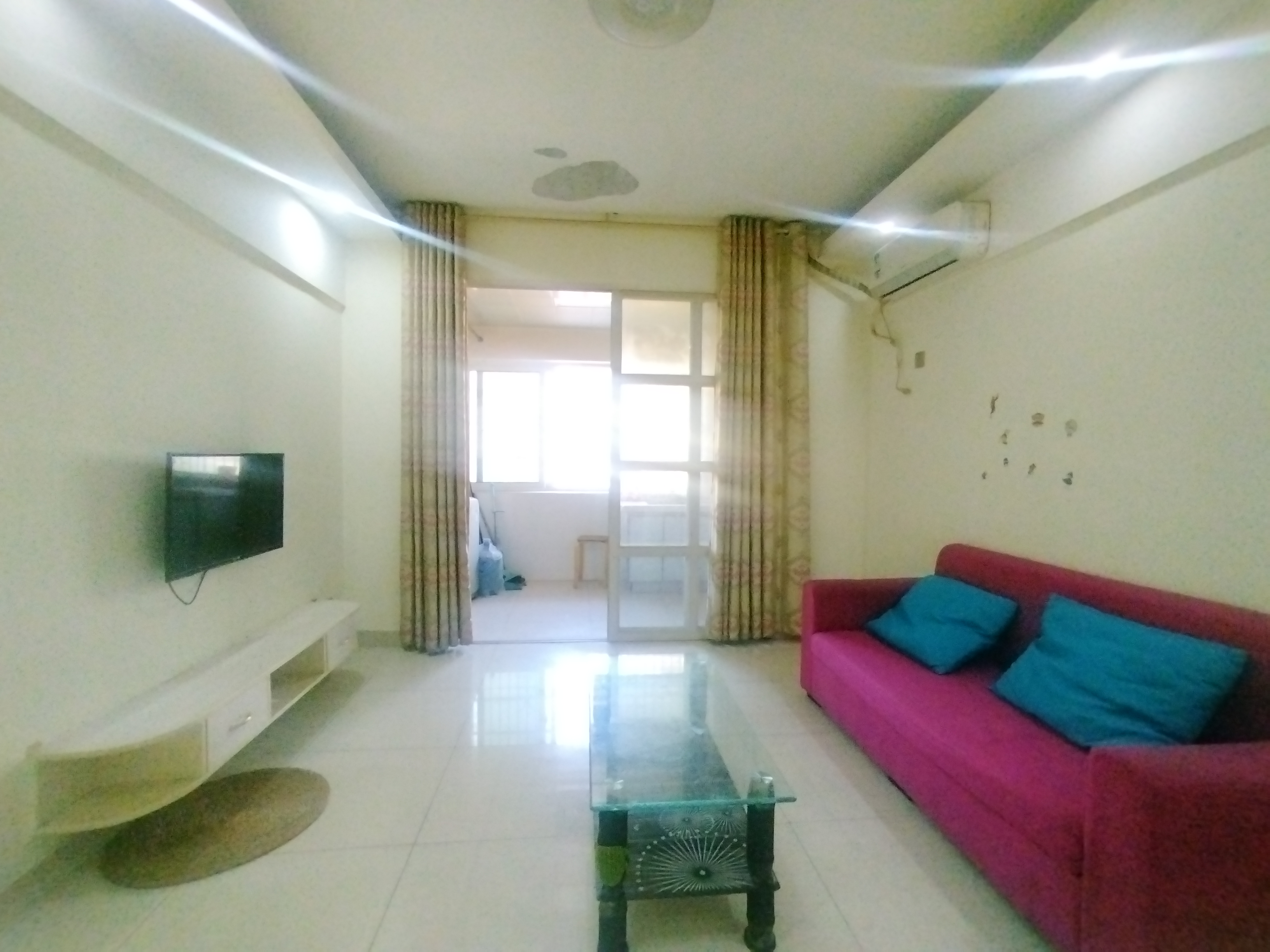 新远时代  1室1厅1卫    1000.0元/月 新远时代  1室1厅1卫    1000.0元/月室内图