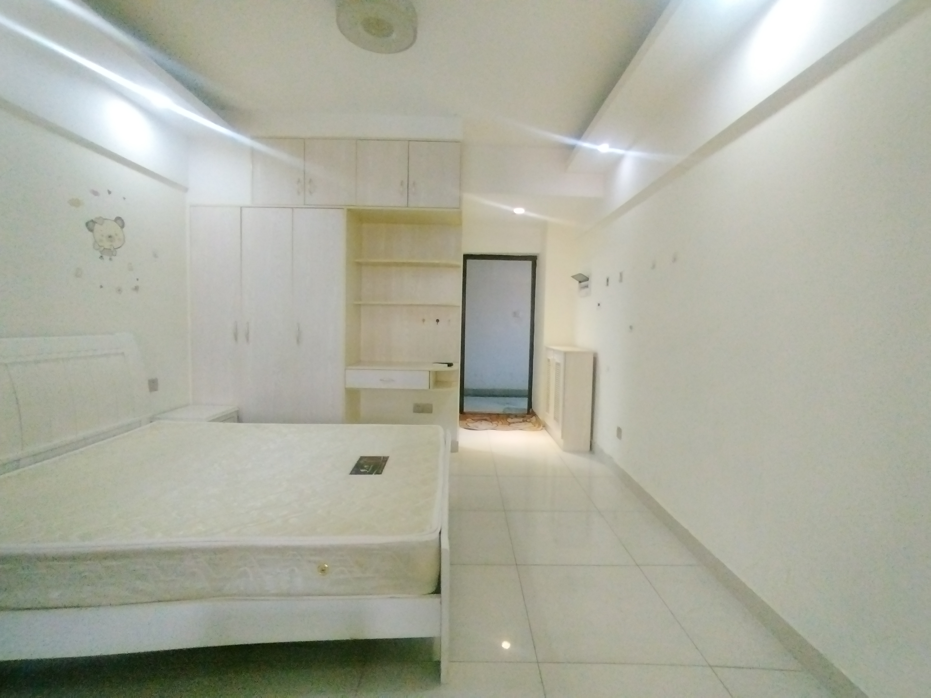 新远时代  1室1厅1卫    1000.0元/月 新远时代  1室1厅1卫    1000.0元/月室内图