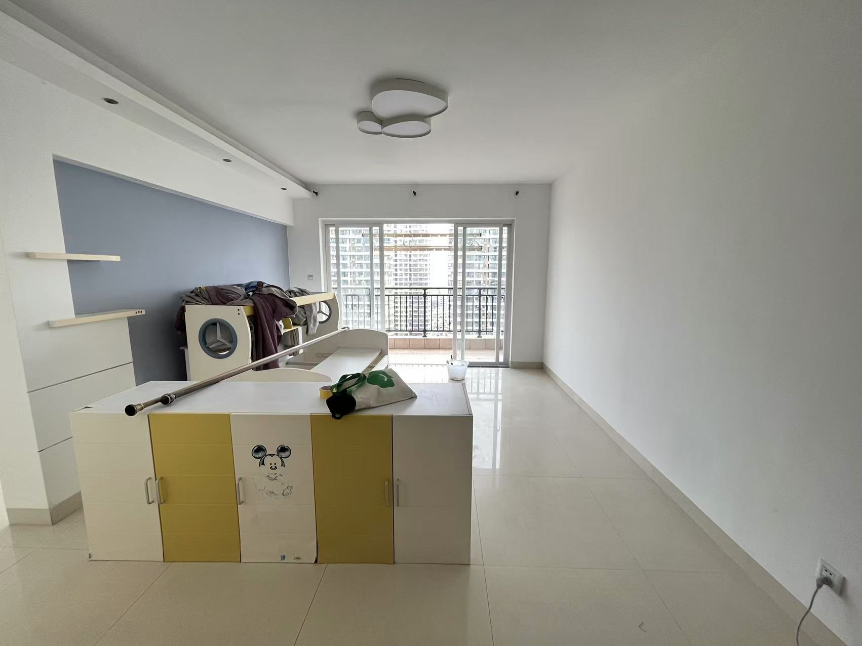 利亨花园  3室2厅2卫    165.0万 利亨花园  3室2厅2卫    165.0万