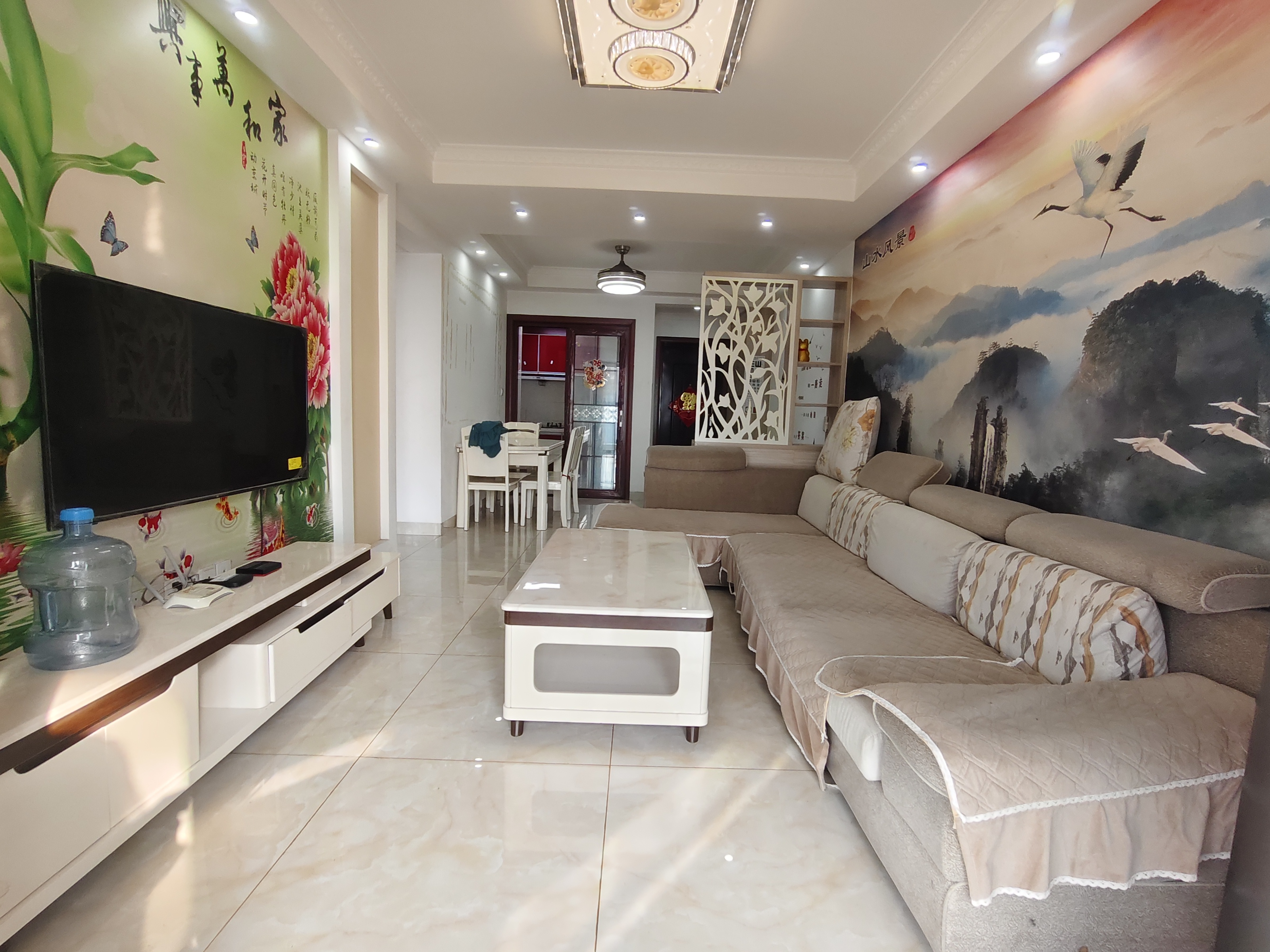 东部美的城 3室2厅1卫 1750.0元/月 东部美的城 3室2厅1卫 1750.0元/月室内图