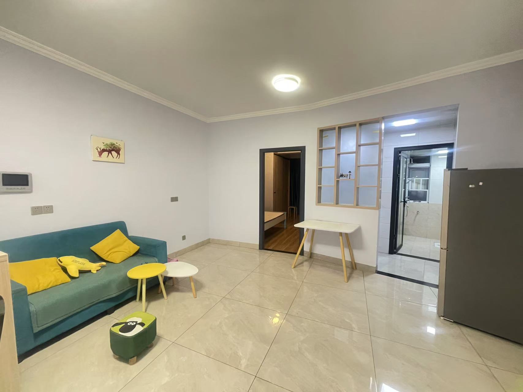 金碧花园 2室2厅1卫 1700.0元/月 金碧花园 2室2厅1卫 1700.0元/月室内图