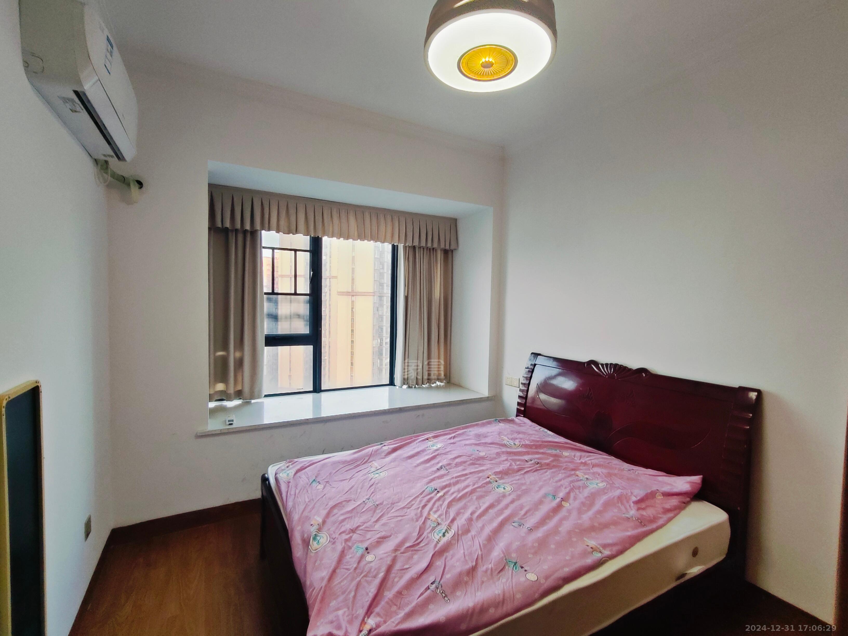 亿都新天地 1室1厅1卫 1300.0元/月 亿都新天地 1室1厅1卫 1300.0元/月室内图