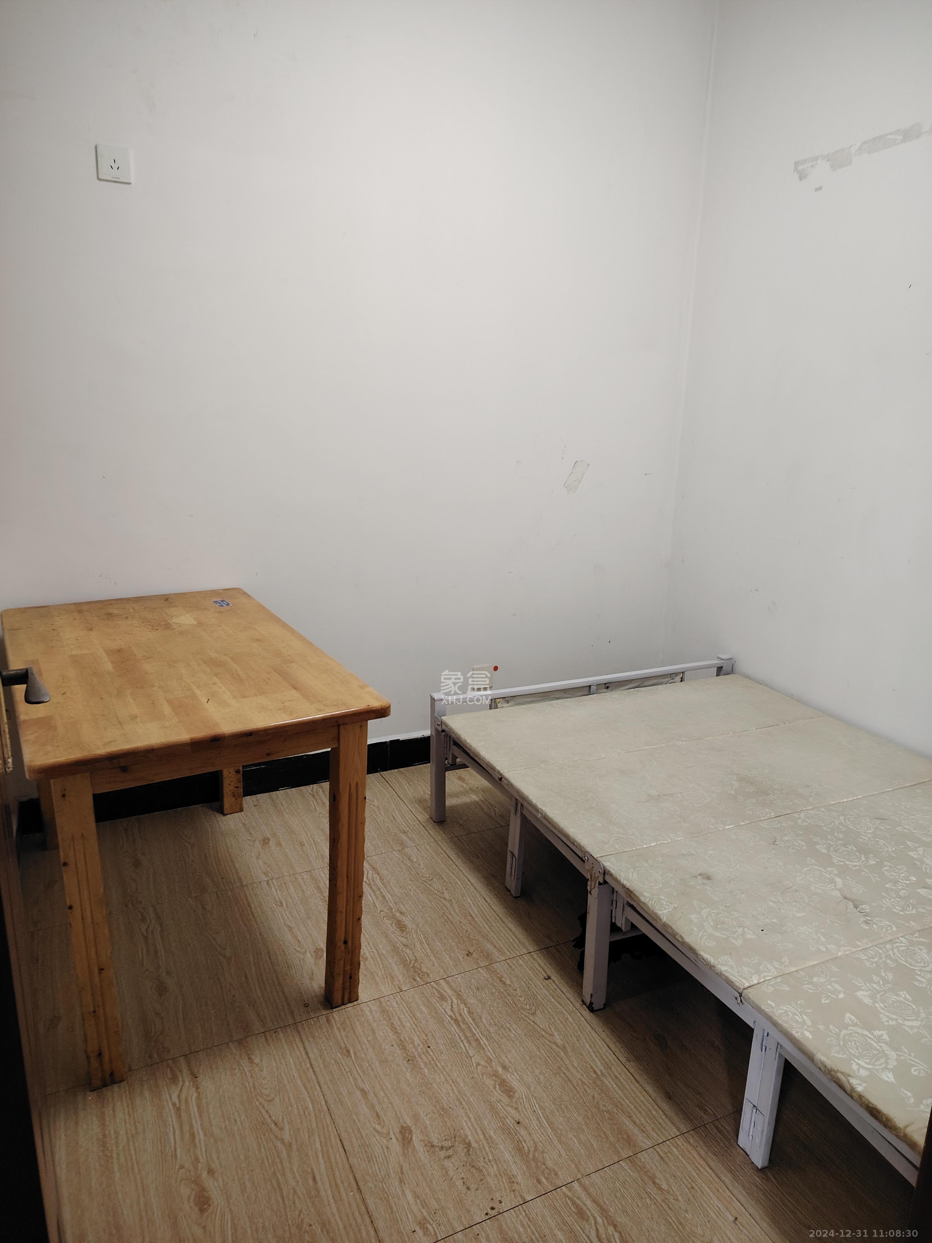 泊林晶城 3室1厅1卫 1600.0元/月 泊林晶城 3室1厅1卫 1600.0元/月室内图