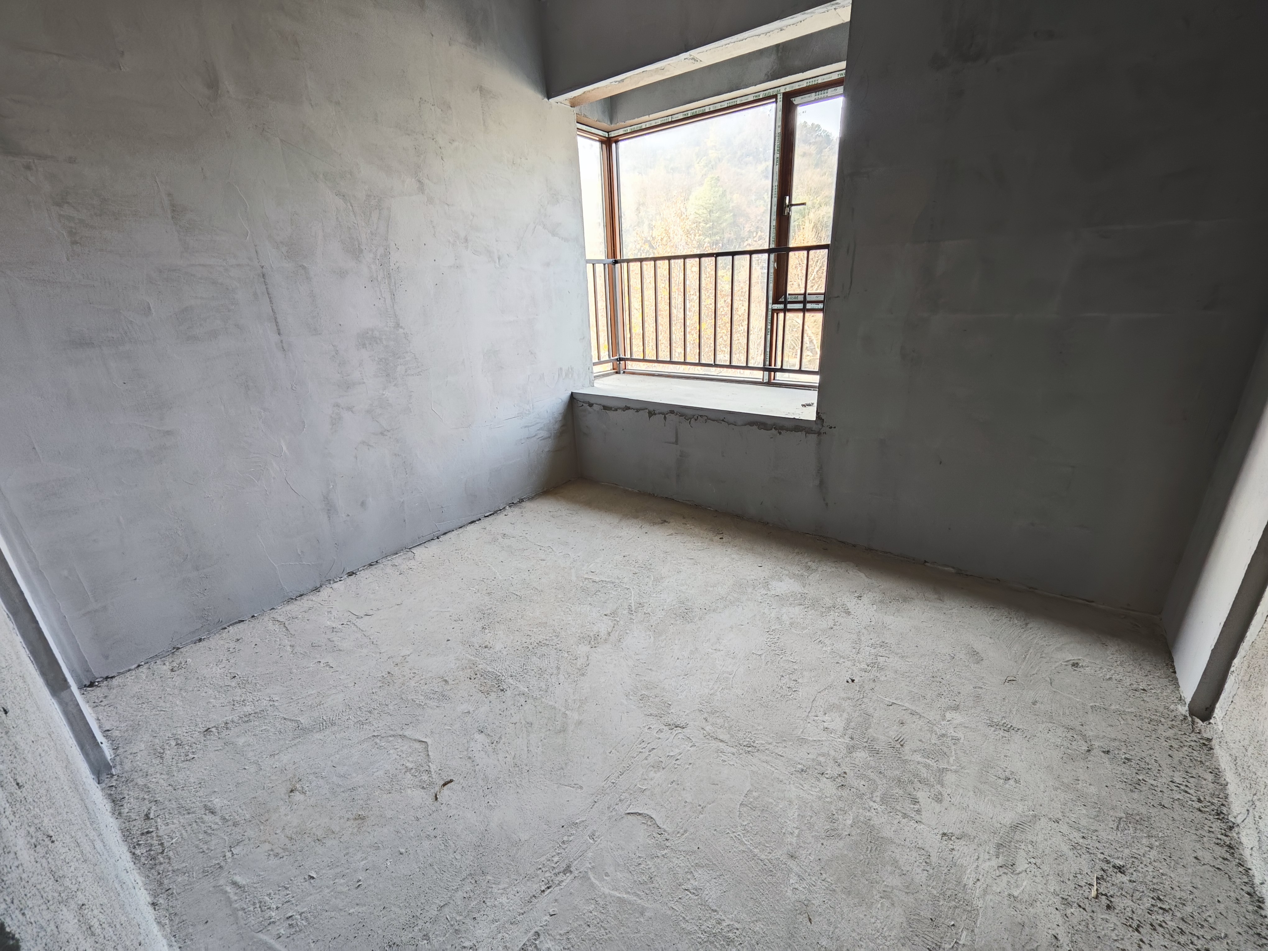 吉大汉学仕府 4室2厅2卫 69.8万 吉大汉学仕府 4室2厅2卫 69.8万客厅