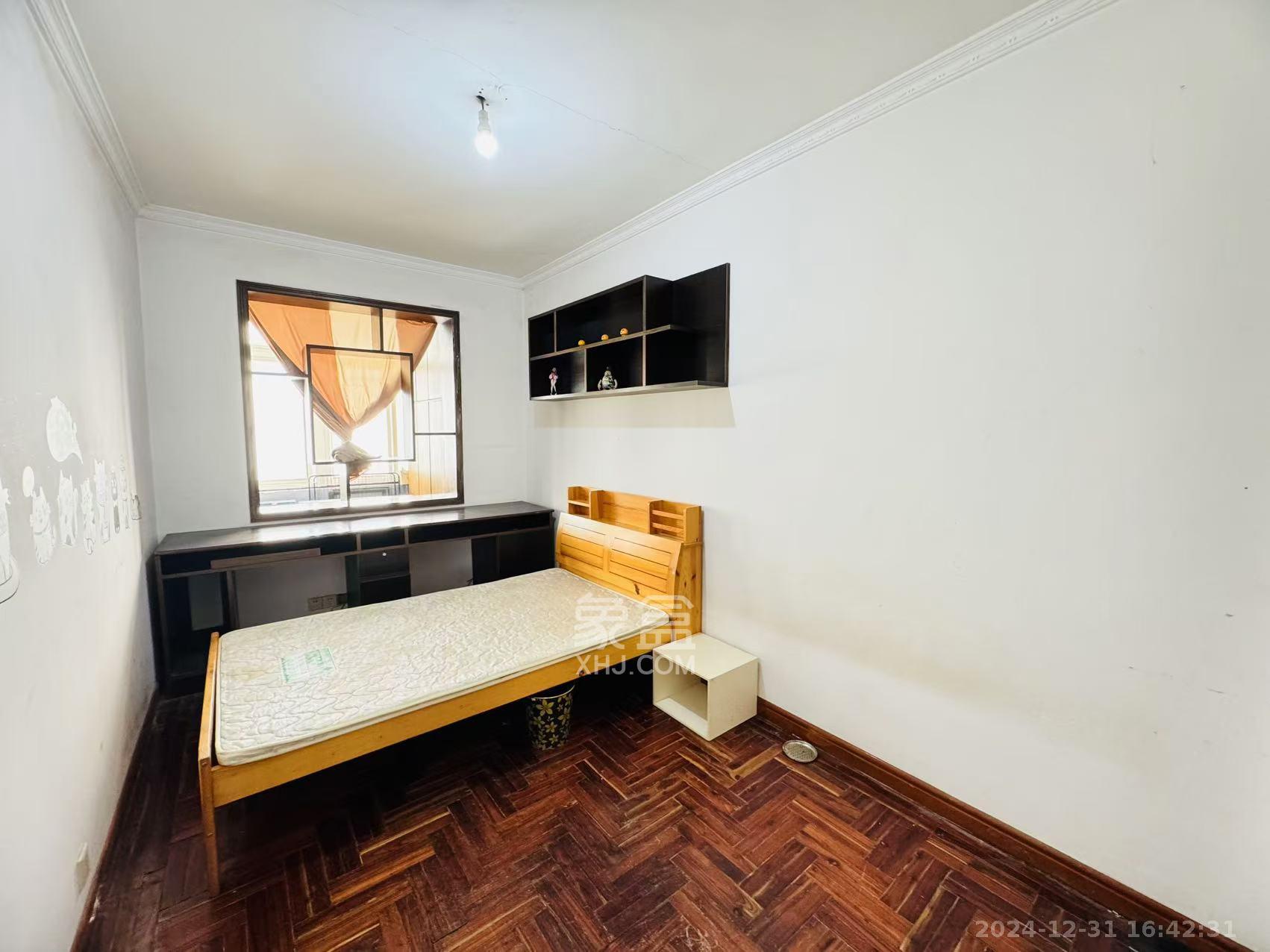 下碧湘街小区 2室1厅1卫 1400.0元/月 下碧湘街小区 2室1厅1卫 1400.0元/月室内图