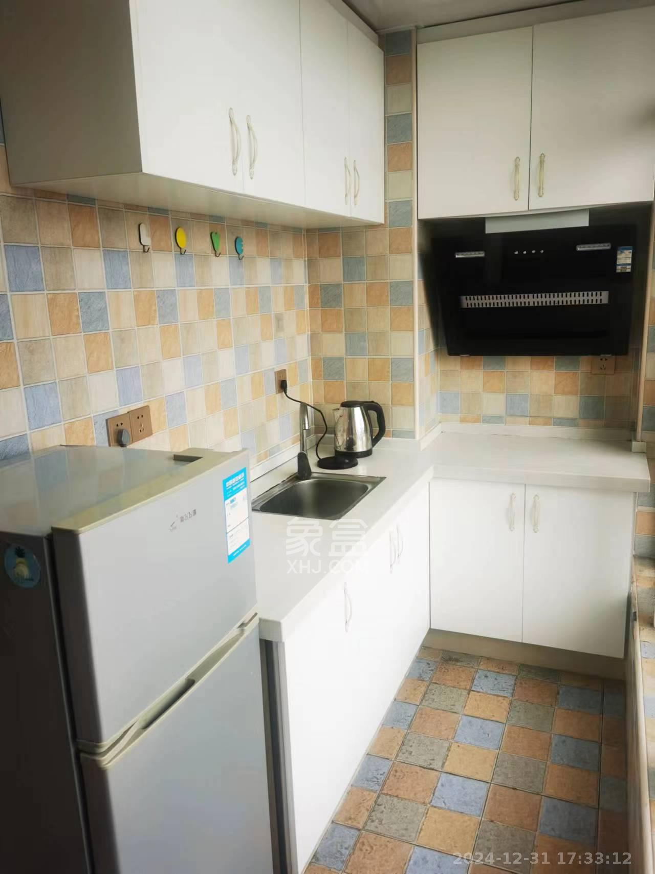 金鼎公园尚  1室1厅1卫    1500.0元/月 金鼎公园尚  1室1厅1卫    1500.0元/月室内图