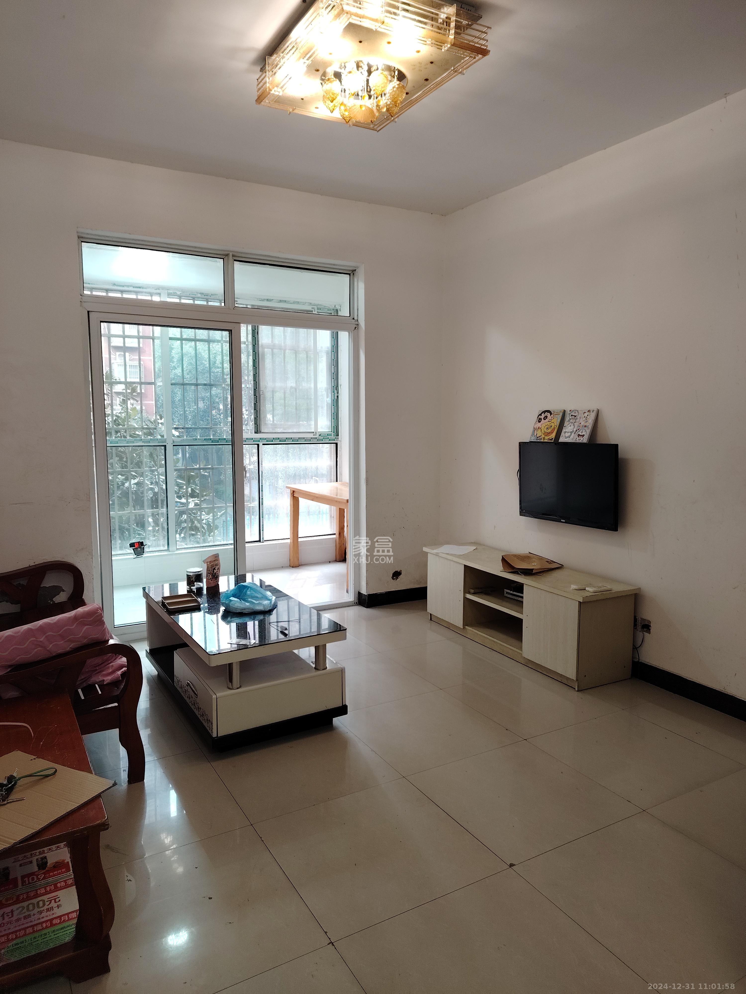 泊林晶城 2室2厅1卫 1600.0元/月 泊林晶城 2室2厅1卫 1600.0元/月室内图